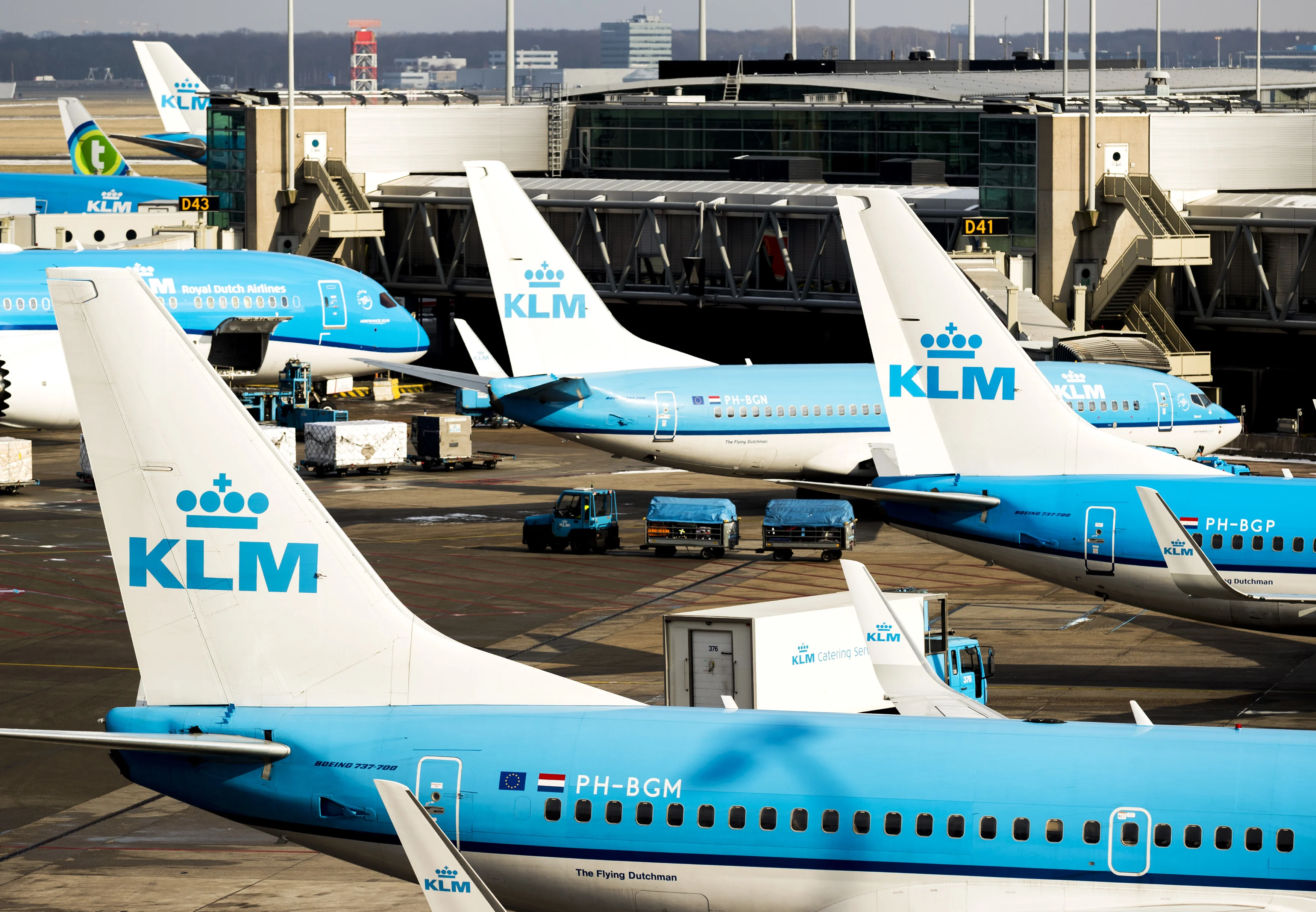 120 vluchten van en naar Schiphol geannuleerd om storm Ciara