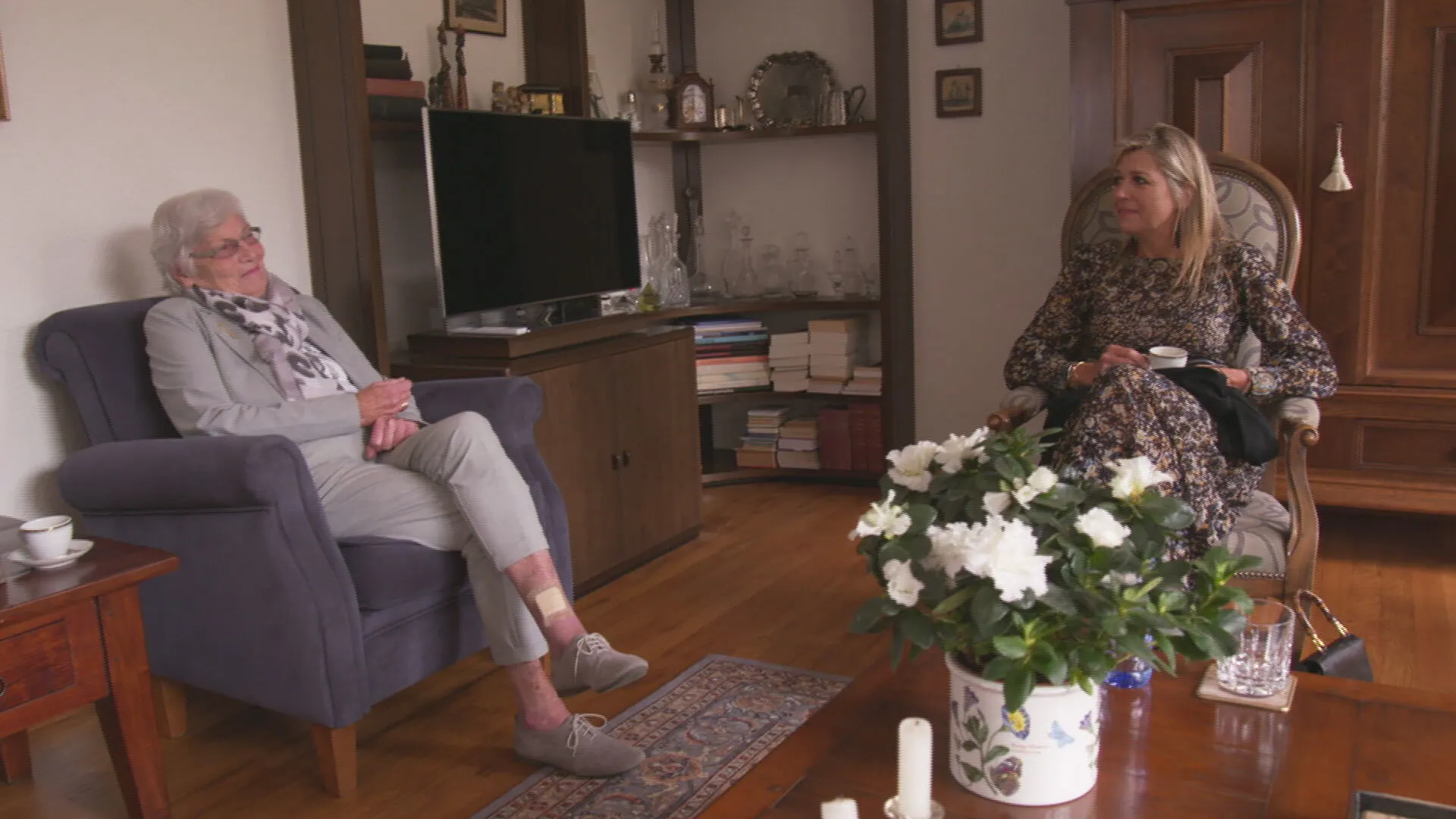 Koningin Máxima mantelzorger voor één dag tijdens werkbezoek