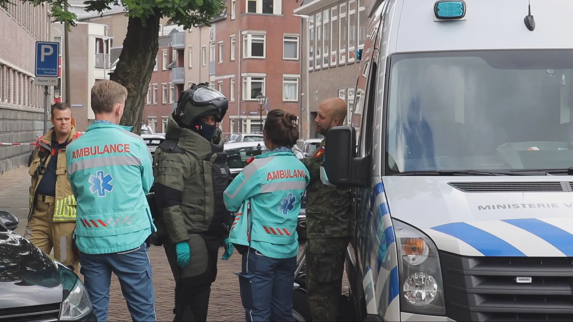 Mogelijk explosief aangetroffen bij politiebureau in Utrecht