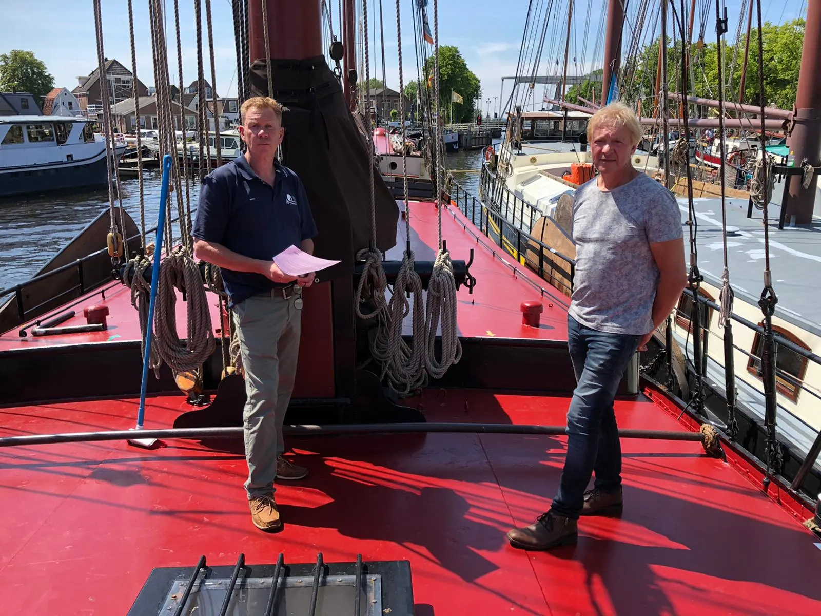 Schippers van de bruine vloot dobberen in onzekerheid door corona: 'Een regelrechte ramp'