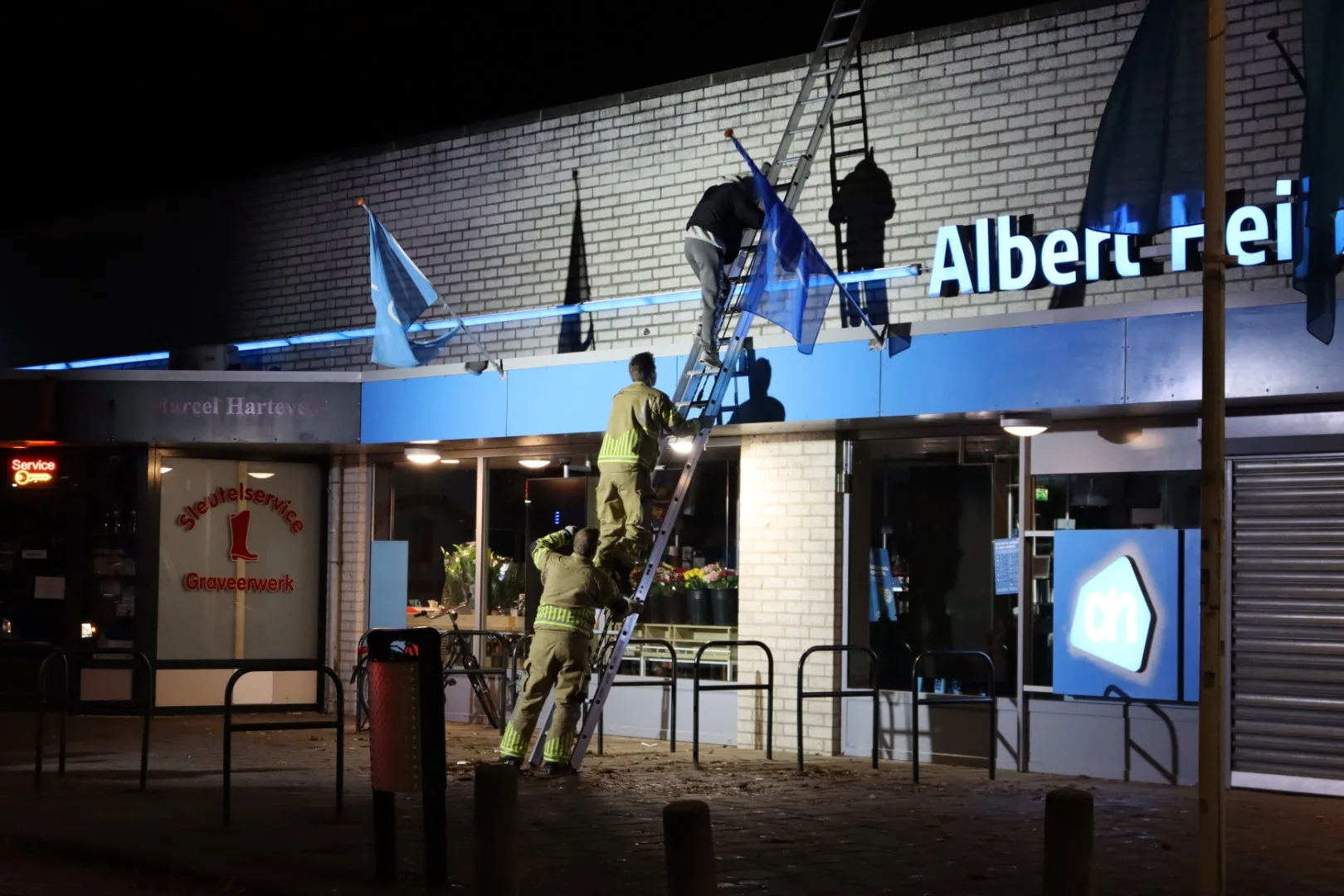 Vrouw (19) zit twee uur vast in parkeergarage Hillegom