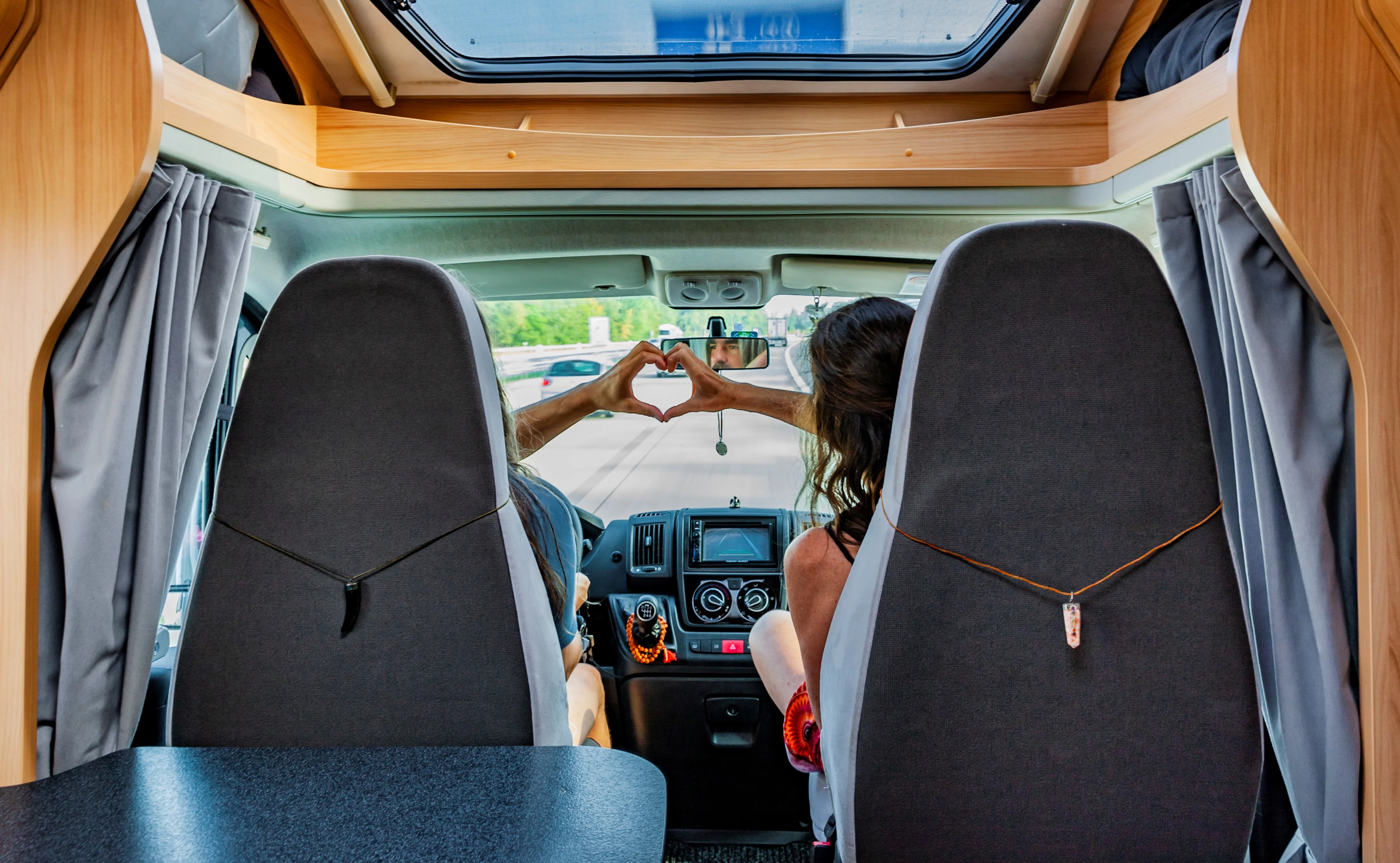 Heel Nederland op de camping, gaat de camper onze vakantie redden?