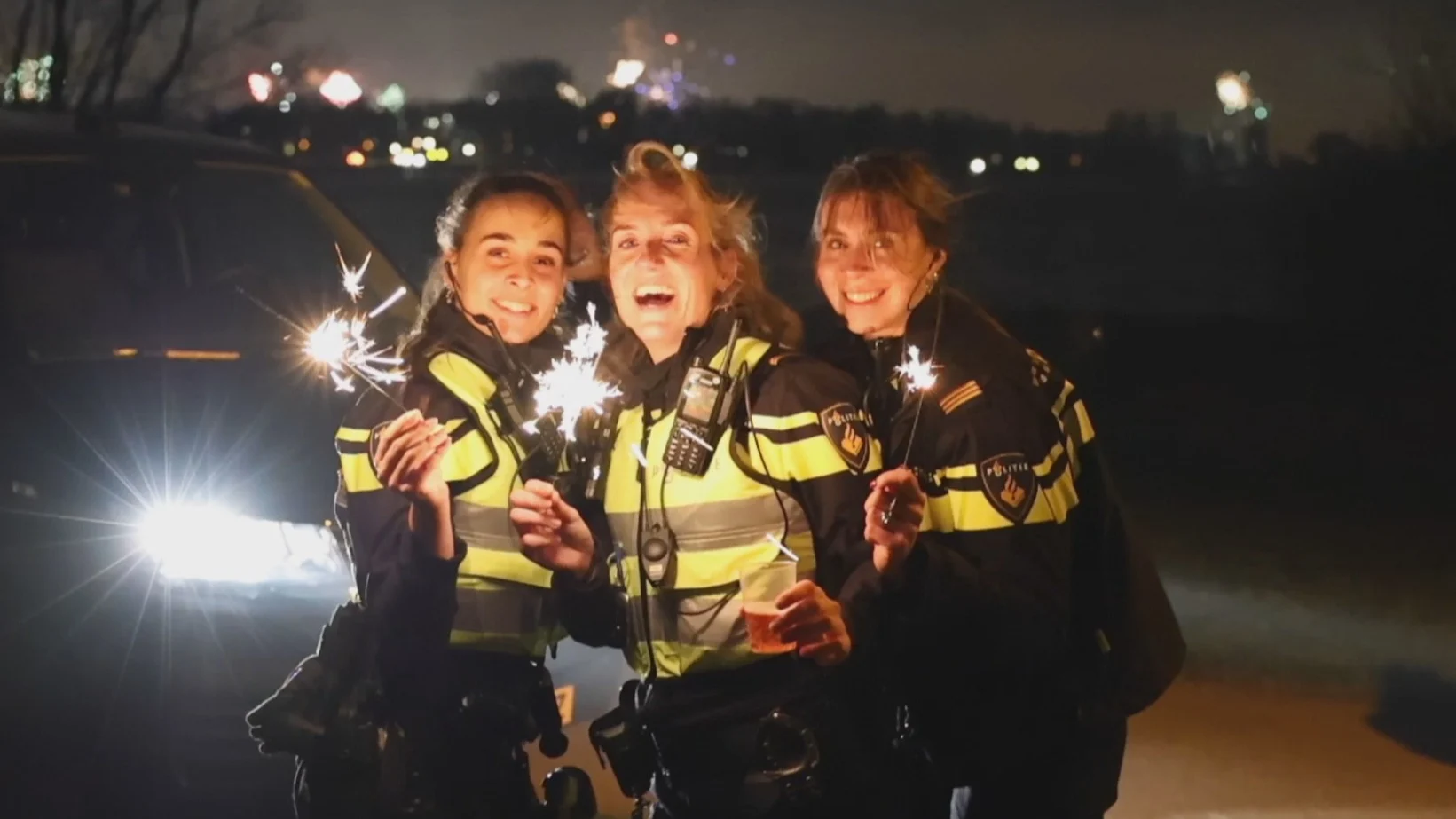 ZIEN: Zo luidde Nederland het nieuwe jaar knallend in