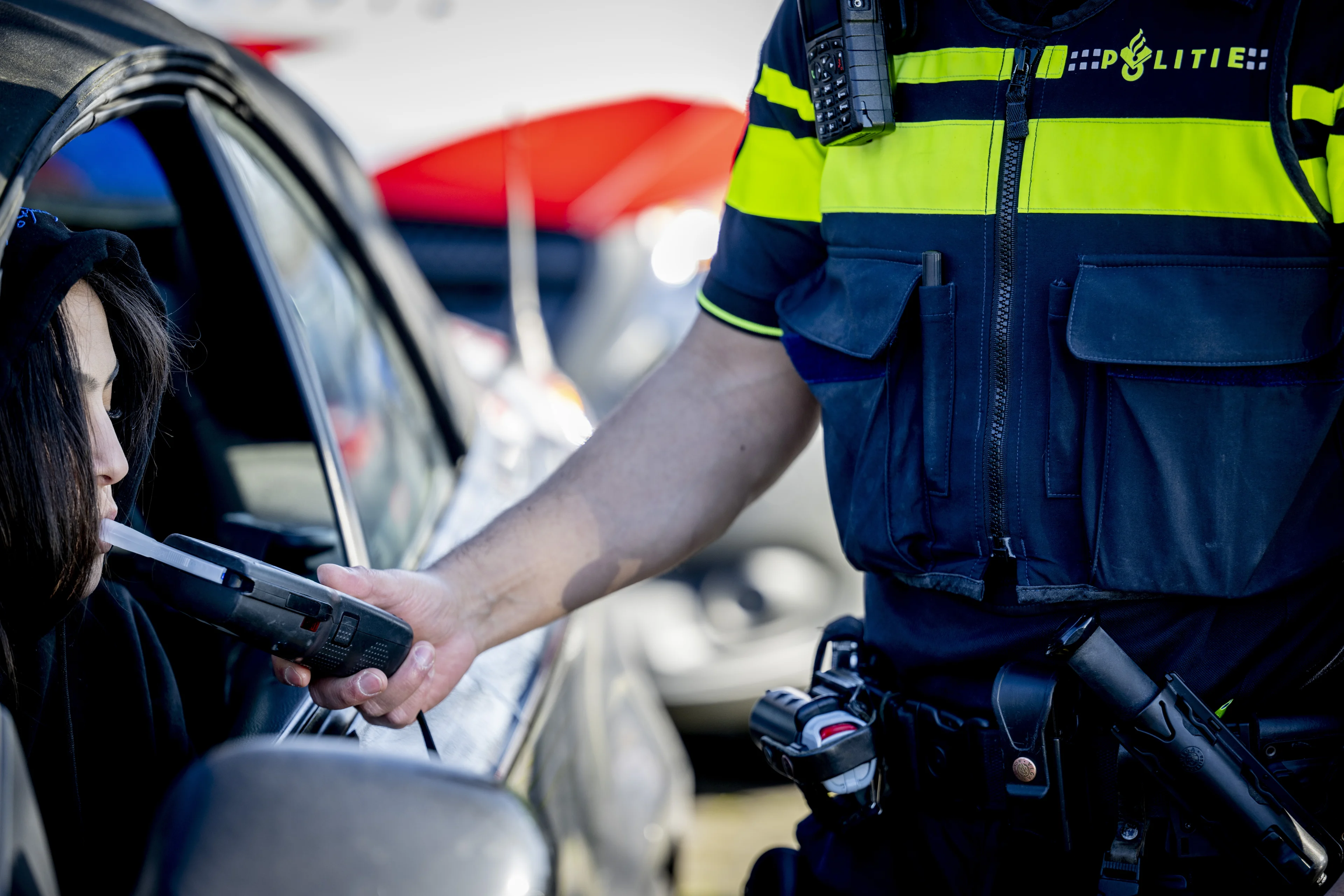 Verplichte cursus voor verkeersaso's die met drank en drugs op in de auto stappen