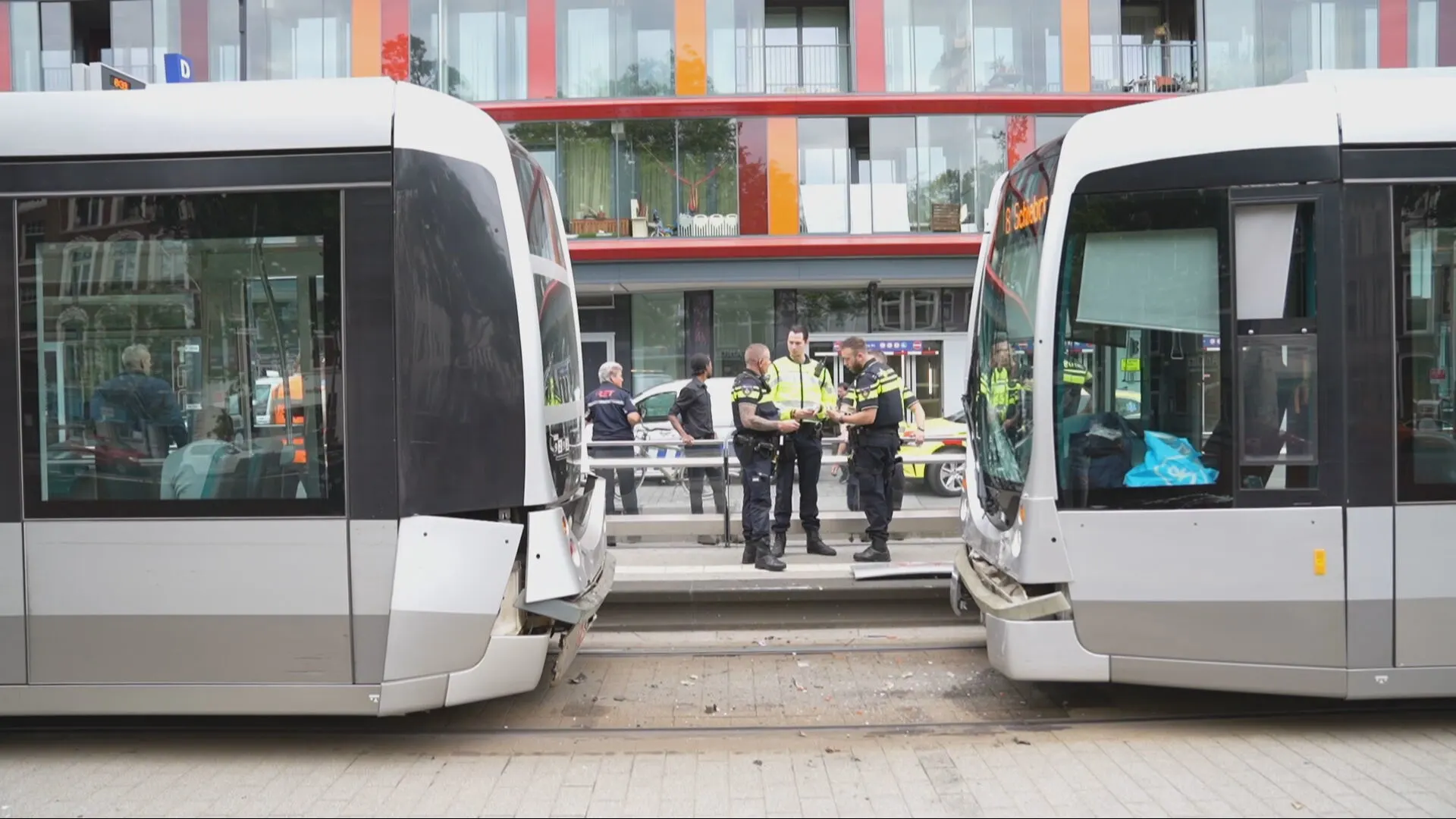 Acht gewonden bij tramongeluk in Rotterdam