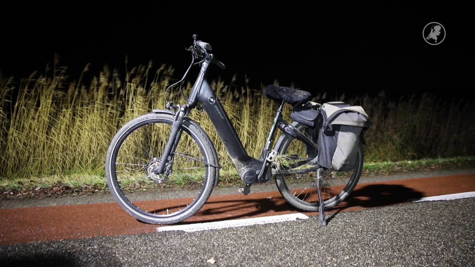 Fietser (61) zwaargewond na aanrijding Beemte Broekland bestuurder vlucht weg