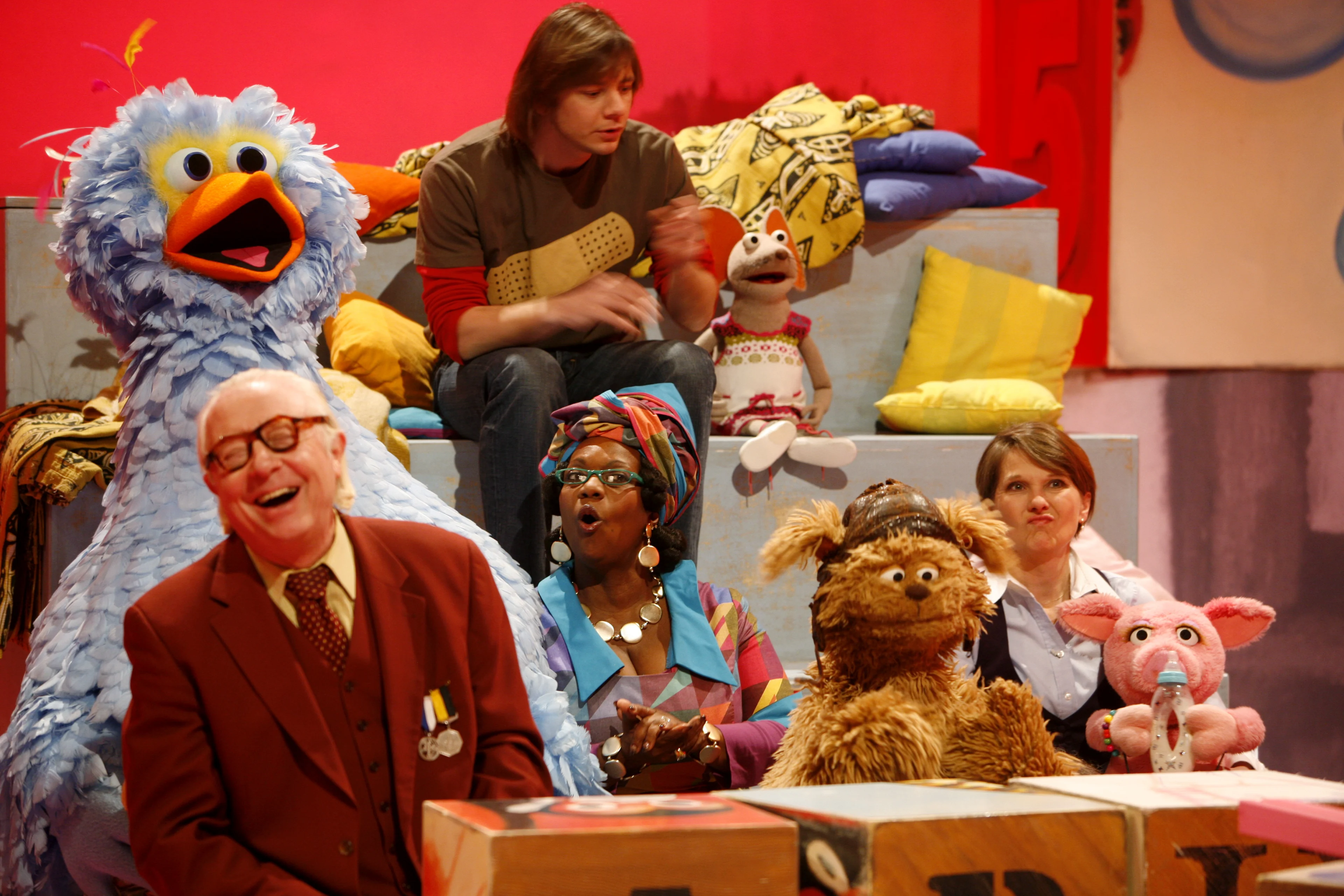 Aart Staartjes geëerd in urenlange Sesamstraat marathon