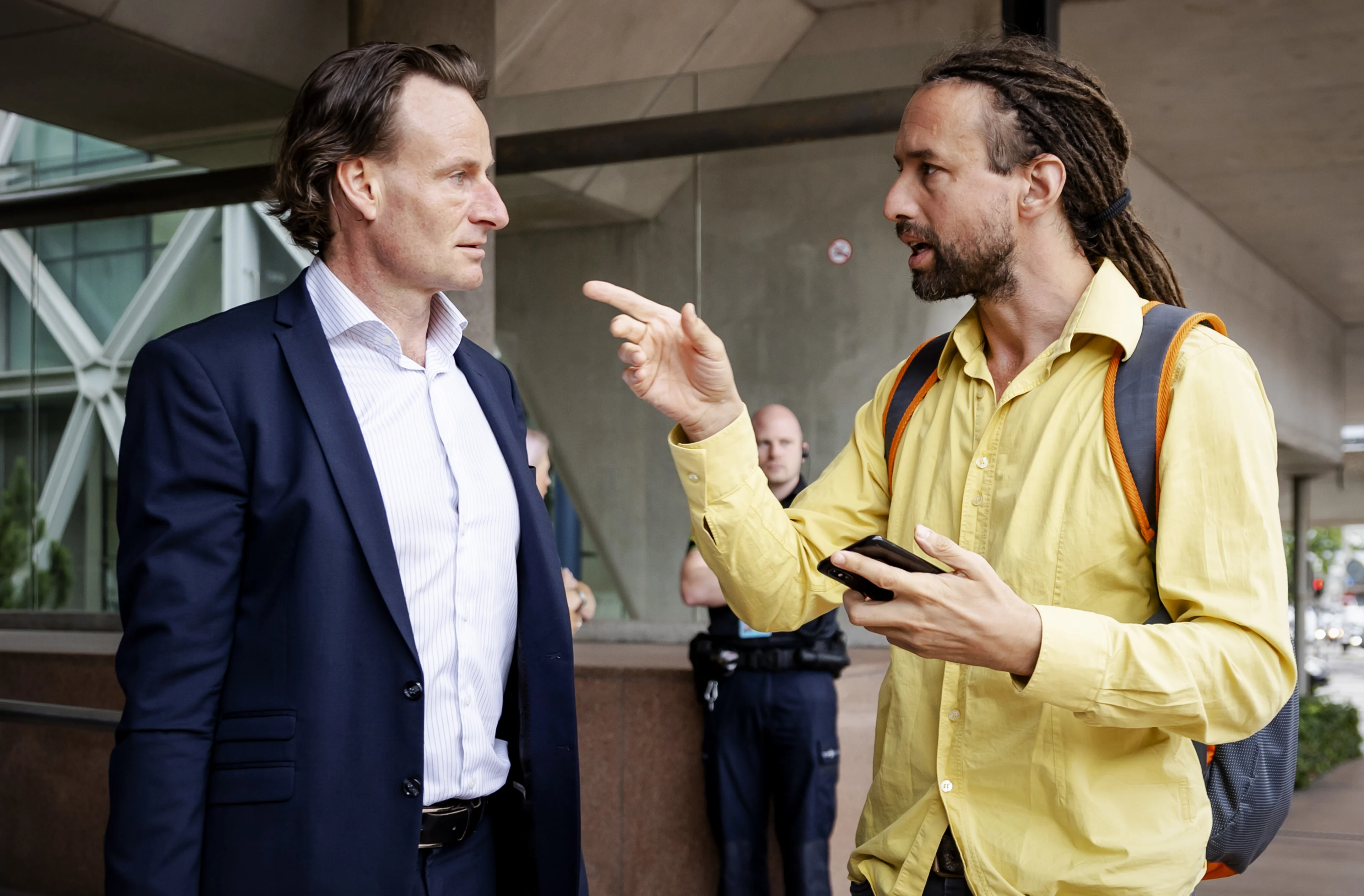 Rechter niet gewraakt in kort geding Viruswaanzin