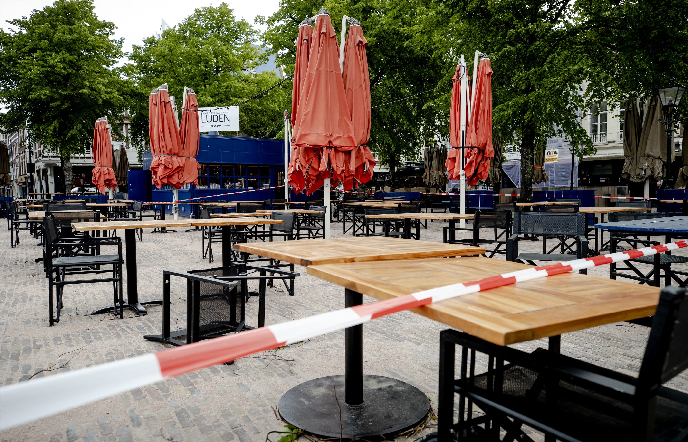 Burgemeesters hebben vertrouwen in opening terrassen: 'Nederlanders gedragen zich grotendeels fantastisch'