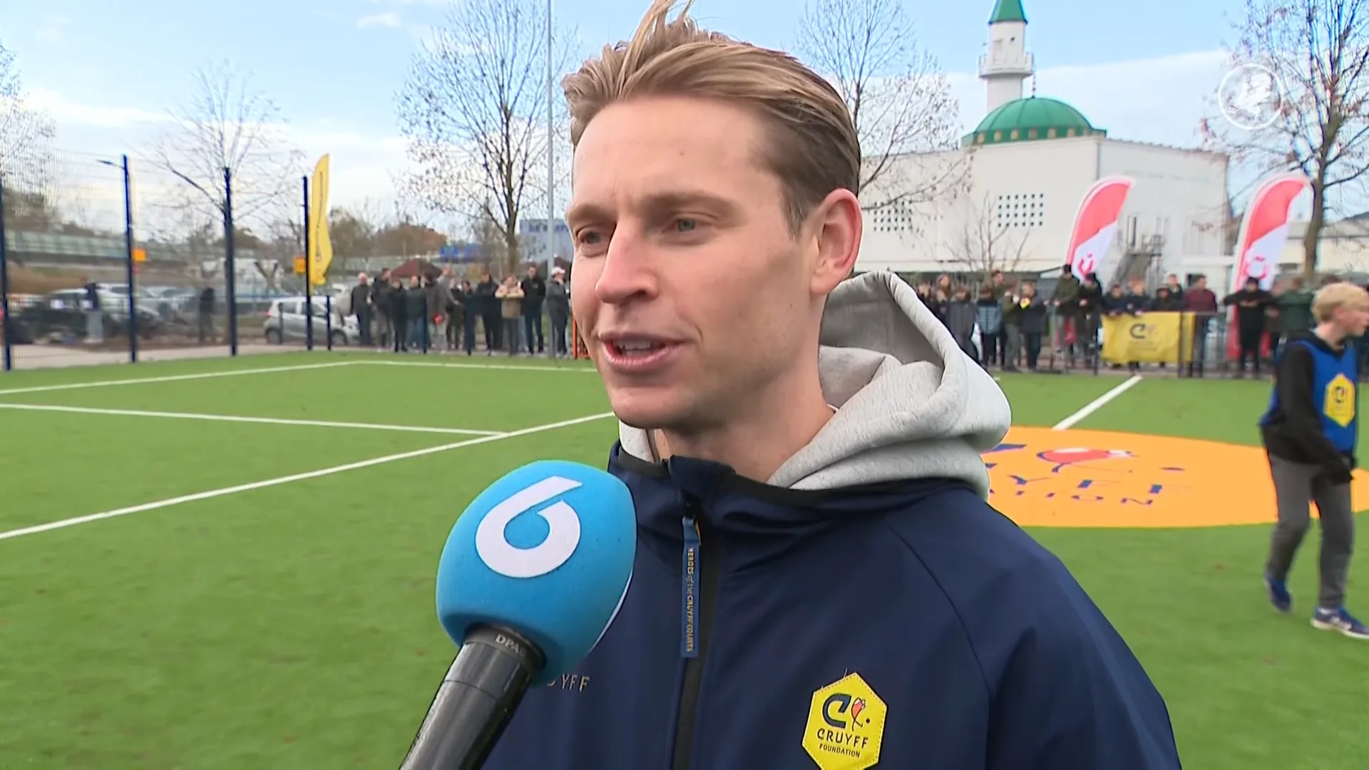 Eigen Cruyff Court voor Frenkie de Jong
