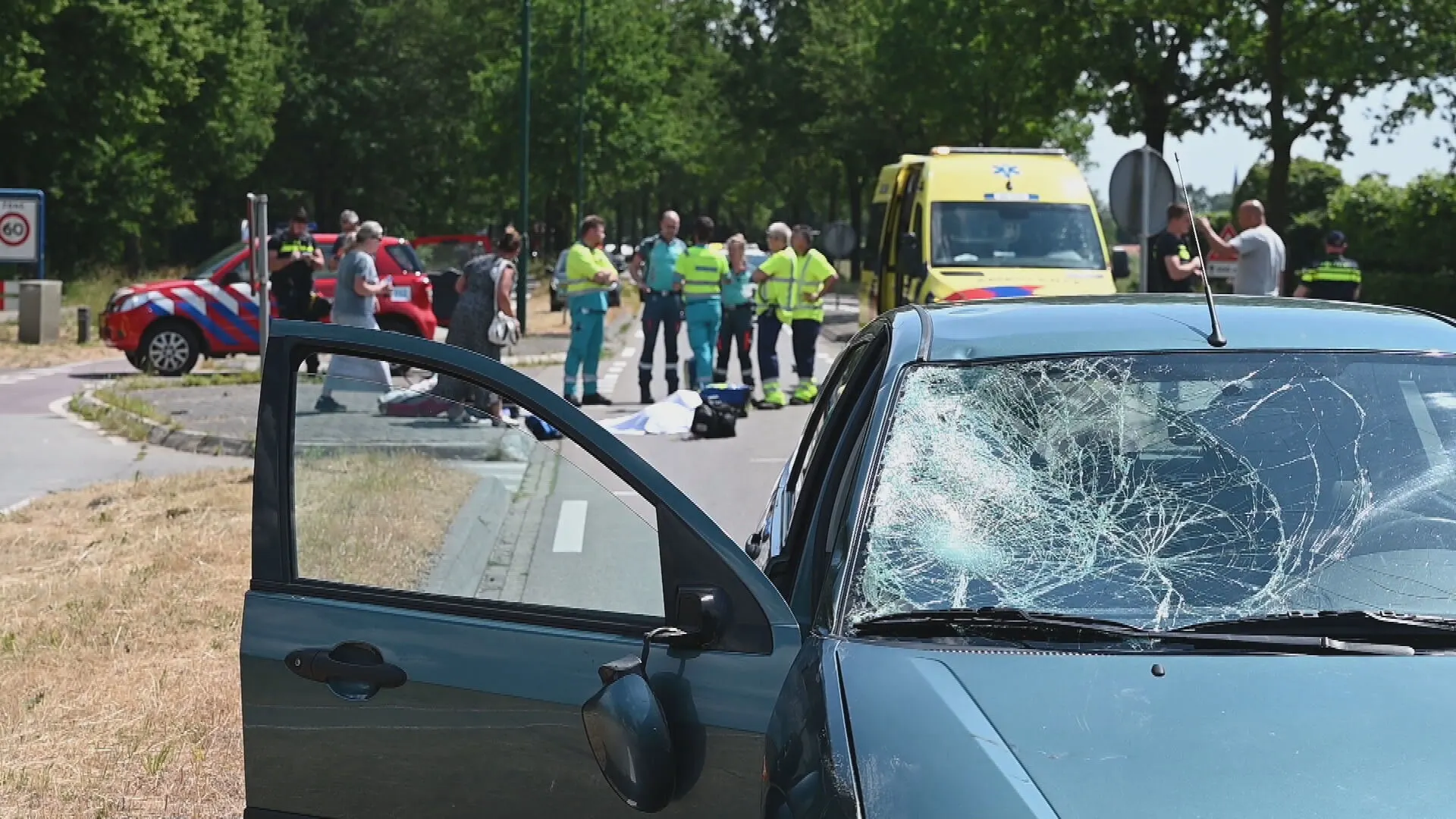 Fietser omgekomen bij oversteken weg in Lage Mierde
