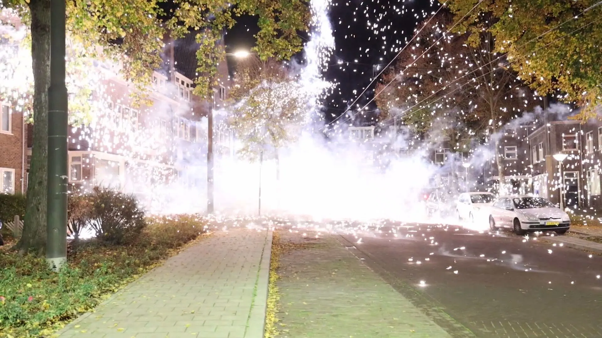 Opnieuw vuurwerkoverlast in Arnhem en Roosendaal: meerdere mensen opgepakt