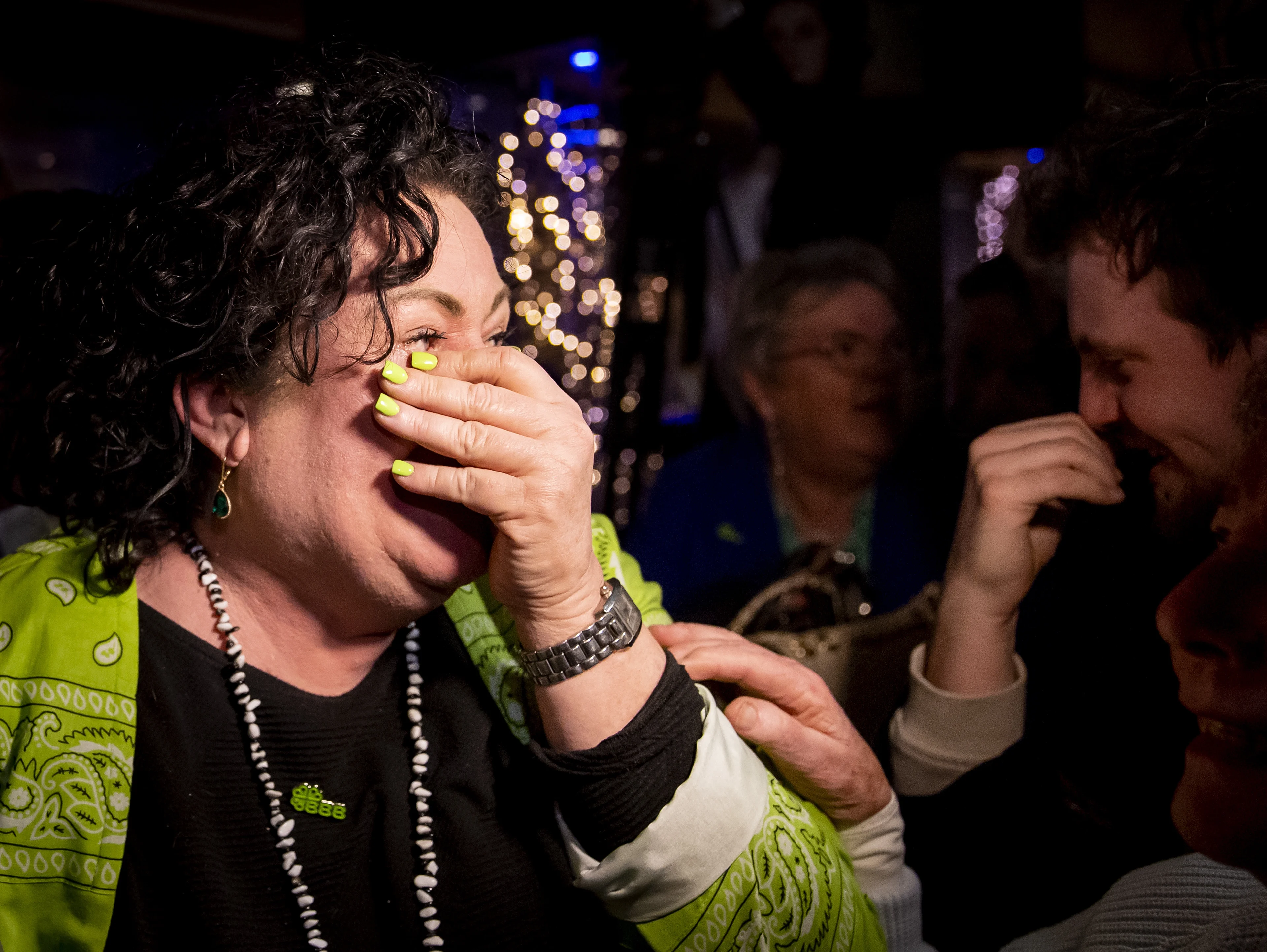 Van der Plas weggehaald door beveiligers tijdens verkiezingsavond