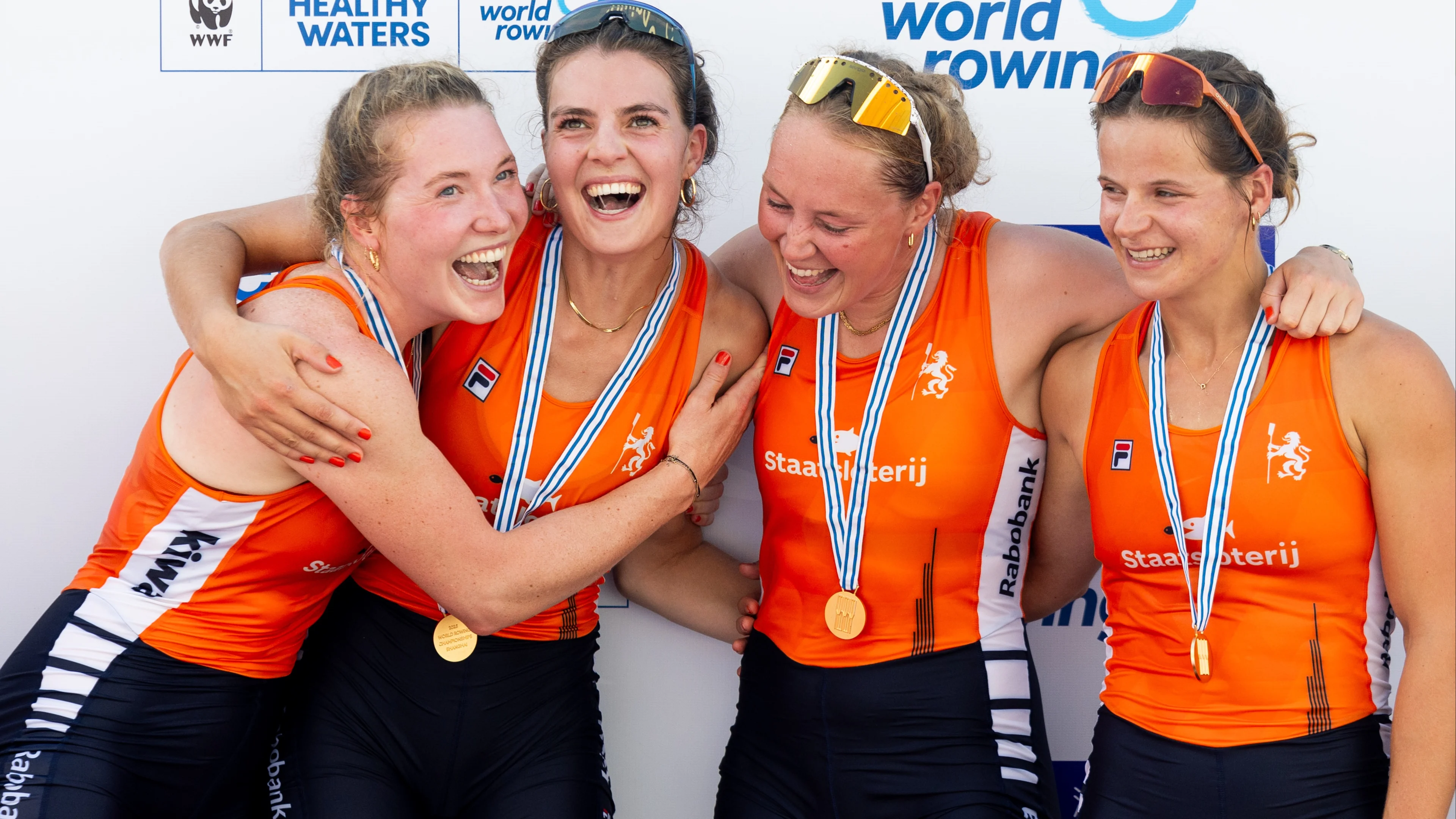 Nederlandse roeisters winnen eerste gouden medaille op WK roeien
