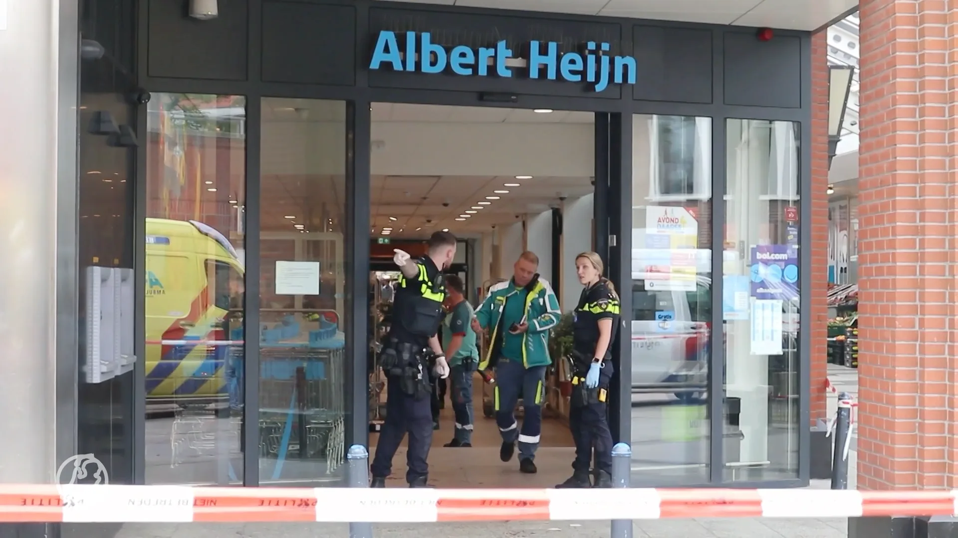 Gewond slachtoffer vlucht supermarkt in na steekpartij in centrum Vlaardingen