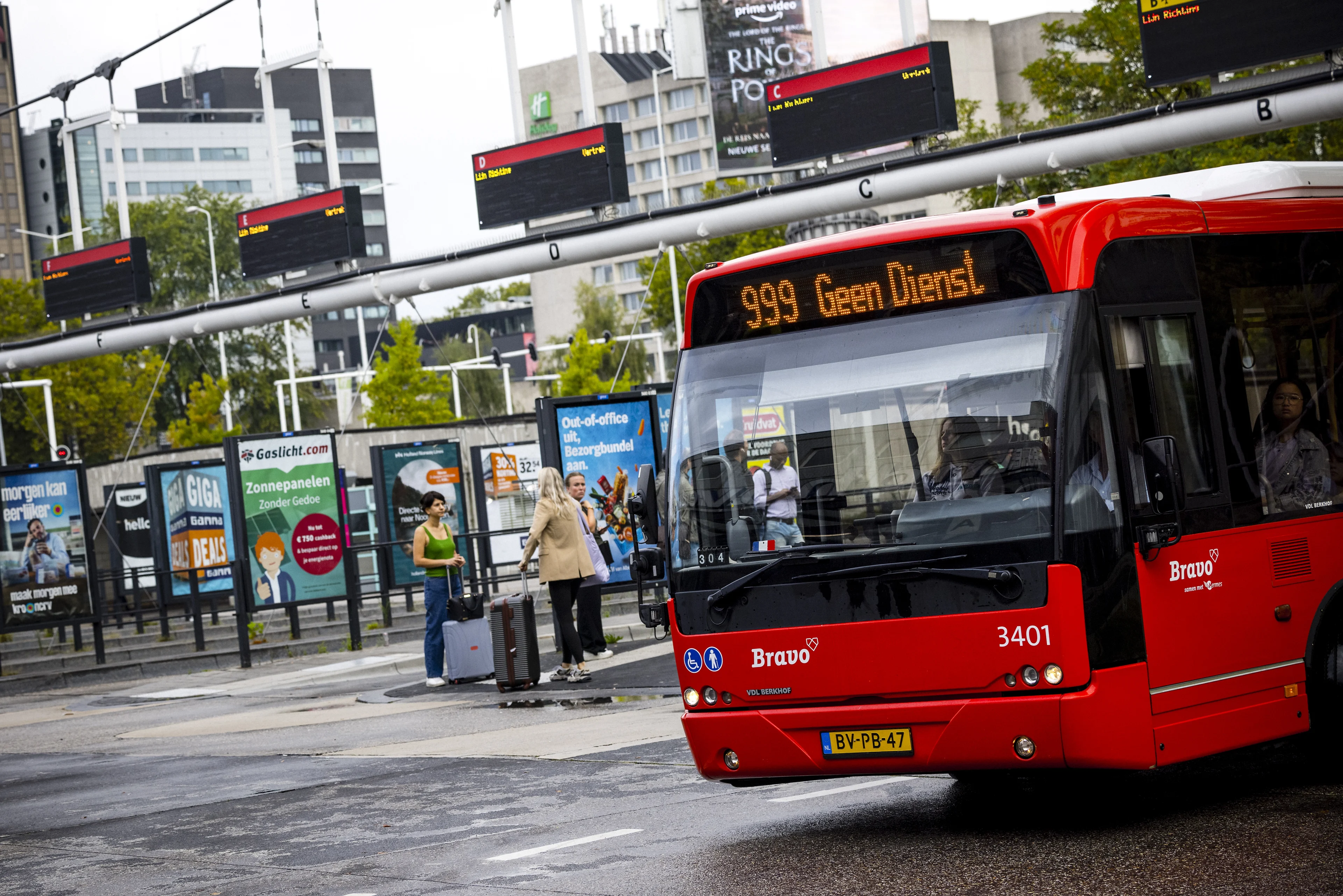 Geen stakingen meer in streekvervoer: vakbonden en werkgevers bereiken cao-akkoord