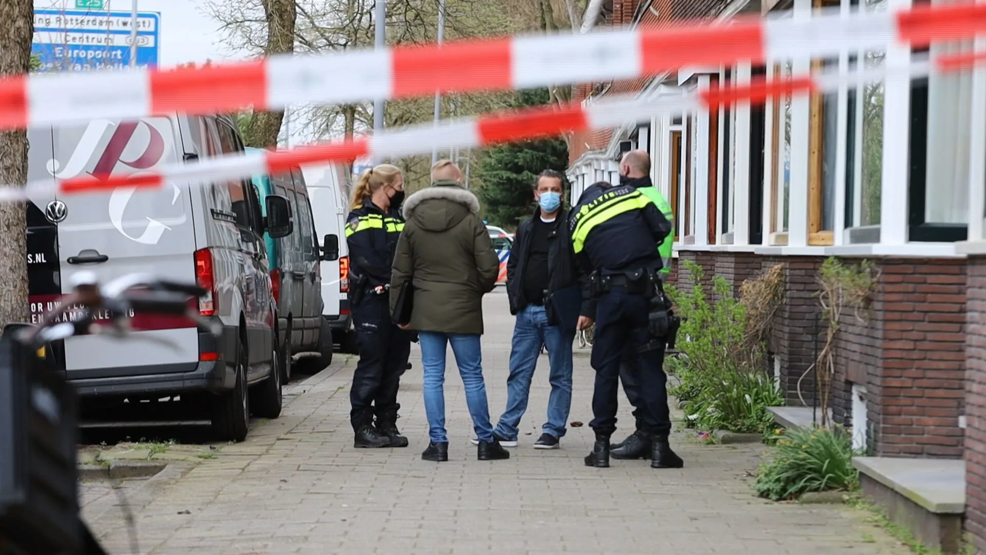 Jongen van 15 neergestoken op straat in Rotterdam