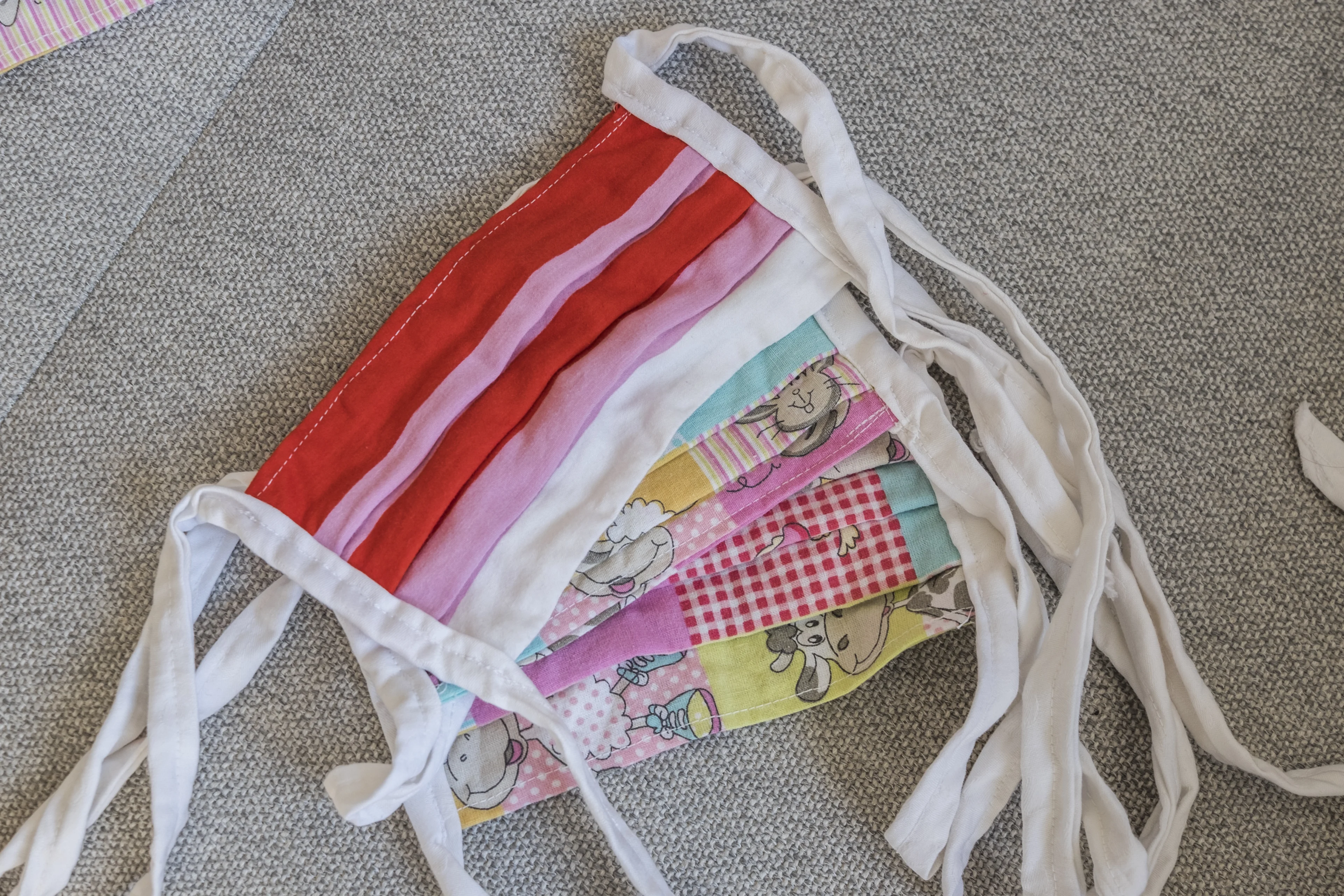 'Hoe maak je zelf een mondkapje?' YouTube-instructievideo's razend populair