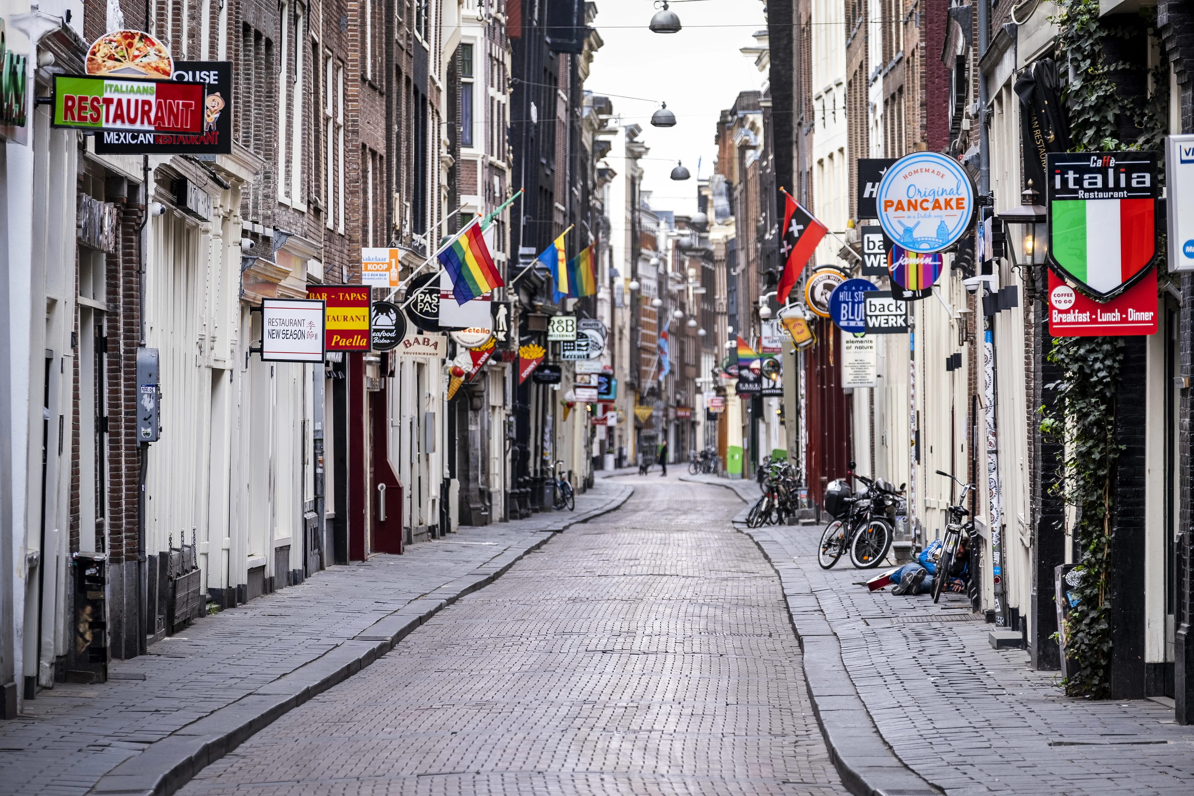 Kabinet sluit avond- en nachtklok niet uit