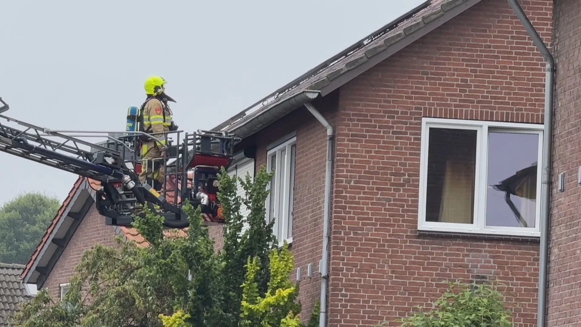 Bewoonster dood gevonden na woningbrand in Hulsberg