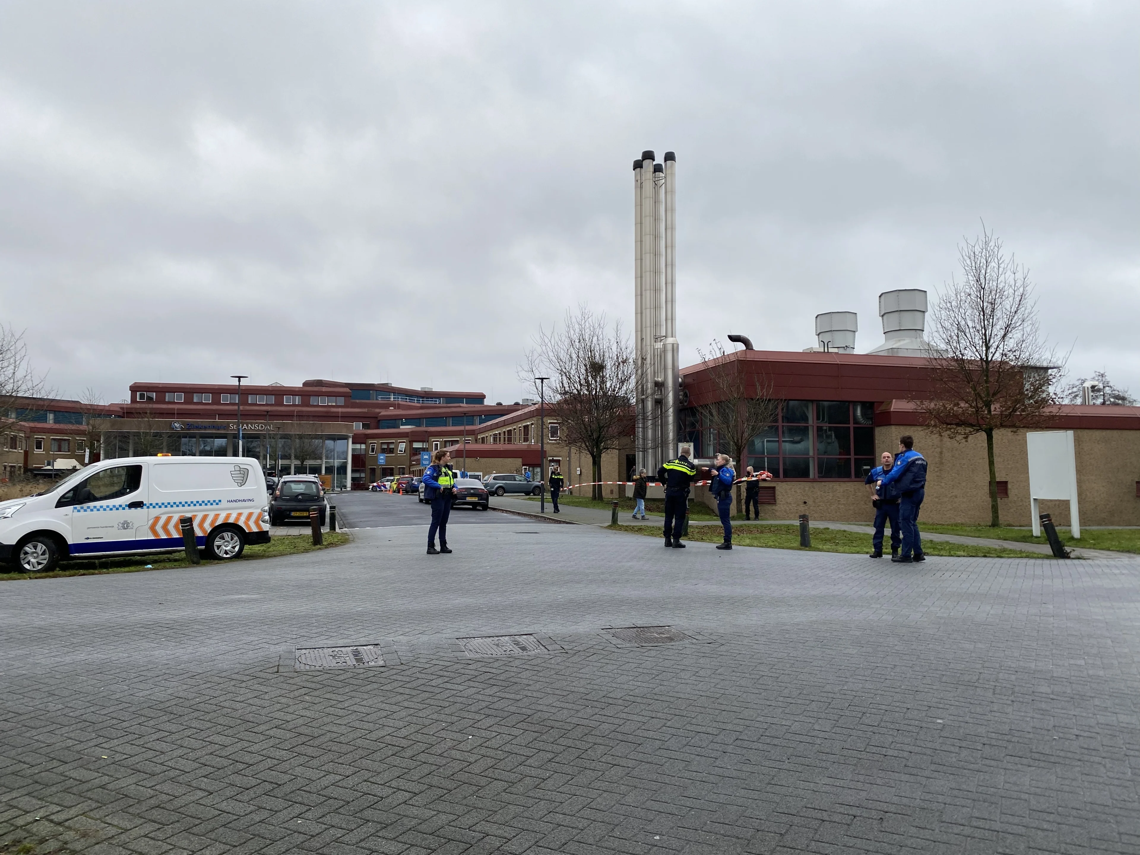 Stroom valt uit in ziekenhuis Harderwijk, 'alle lichten uit'