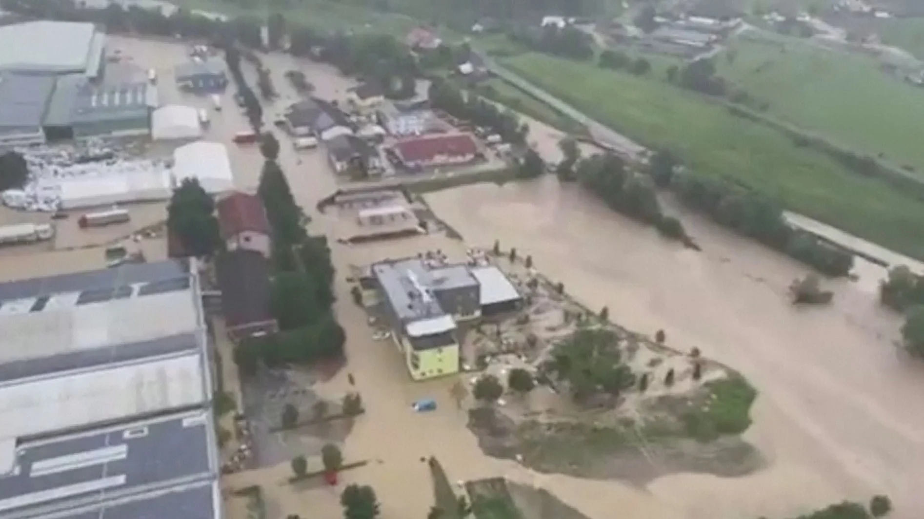 Twee Nederlanders (52 en 20) omgekomen bij overstromingen Slovenië