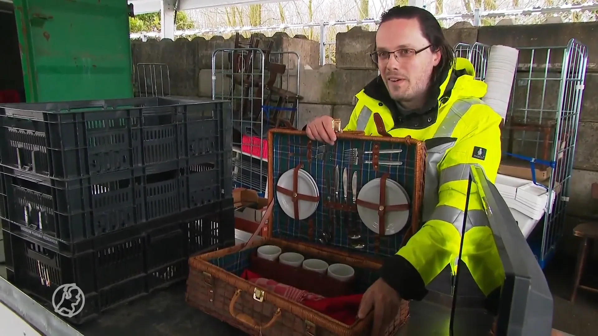 Almere introduceert nieuwe recyclen: 'Complete picknickset weggooien is zonde'