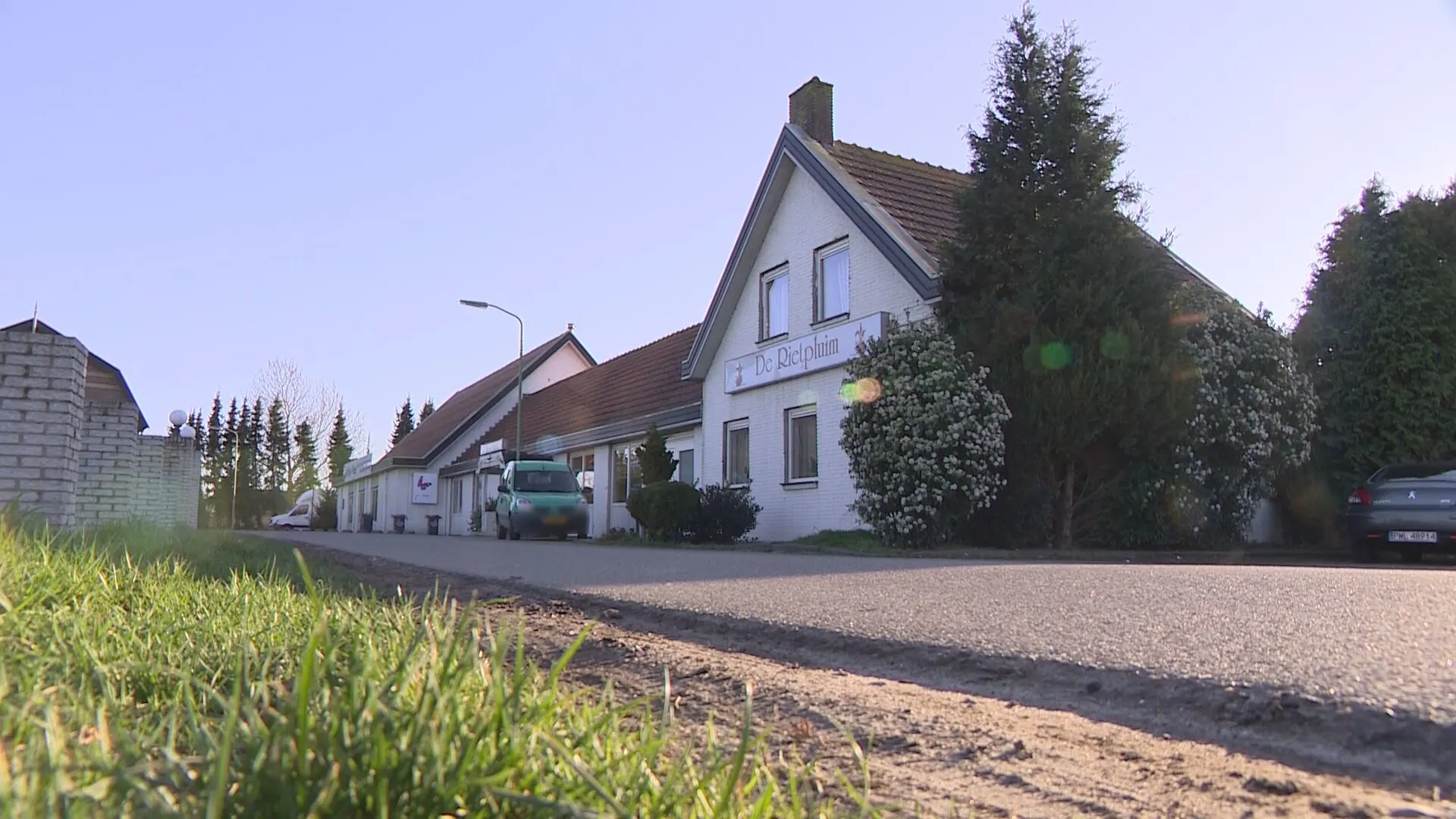 Brabantse Dussen doodsbang voor overlast en drukte door zalencentrum van 'nieuwe Jomanda'