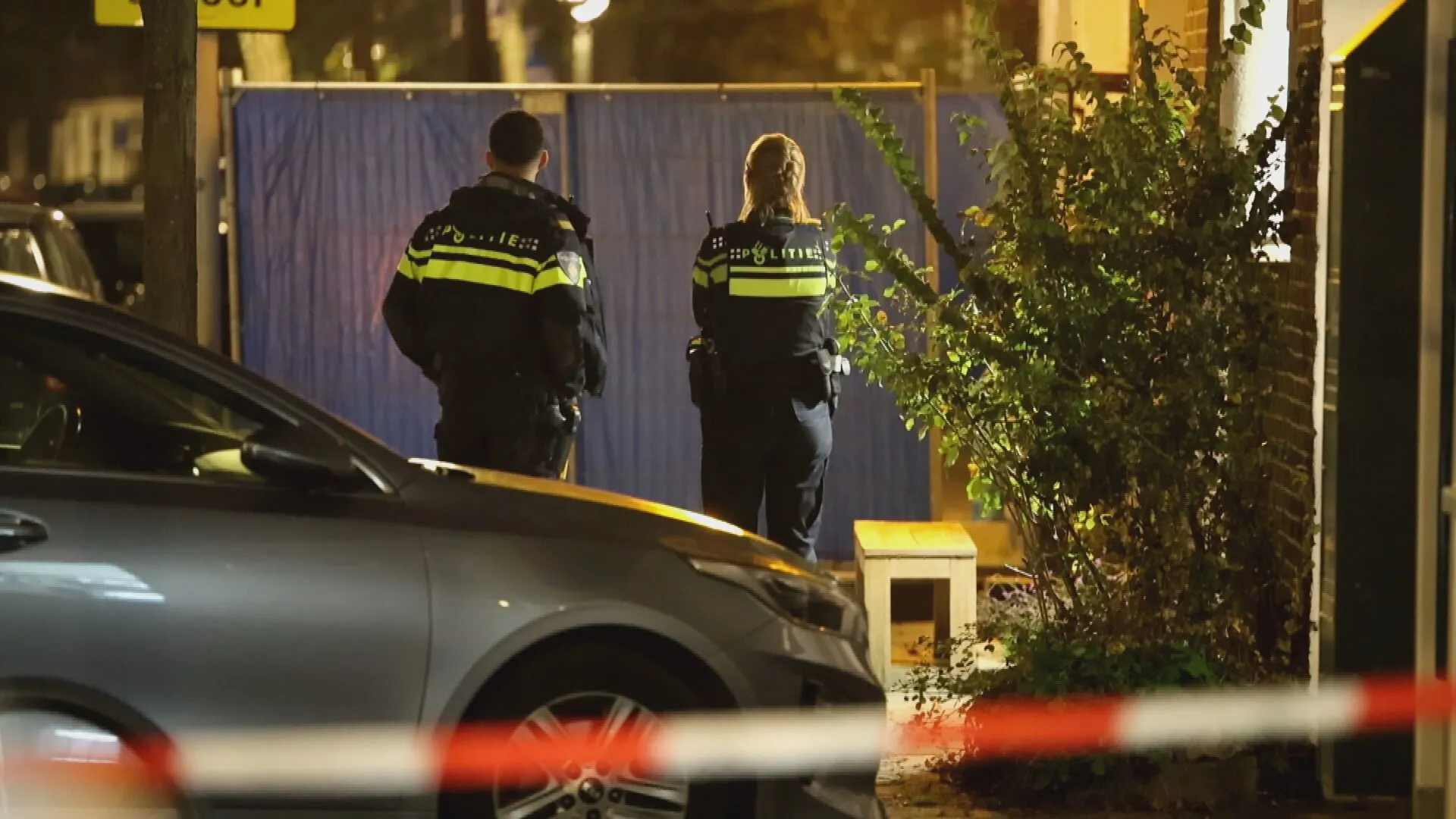 Man overleden bij steekpartij in woning Amsterdam