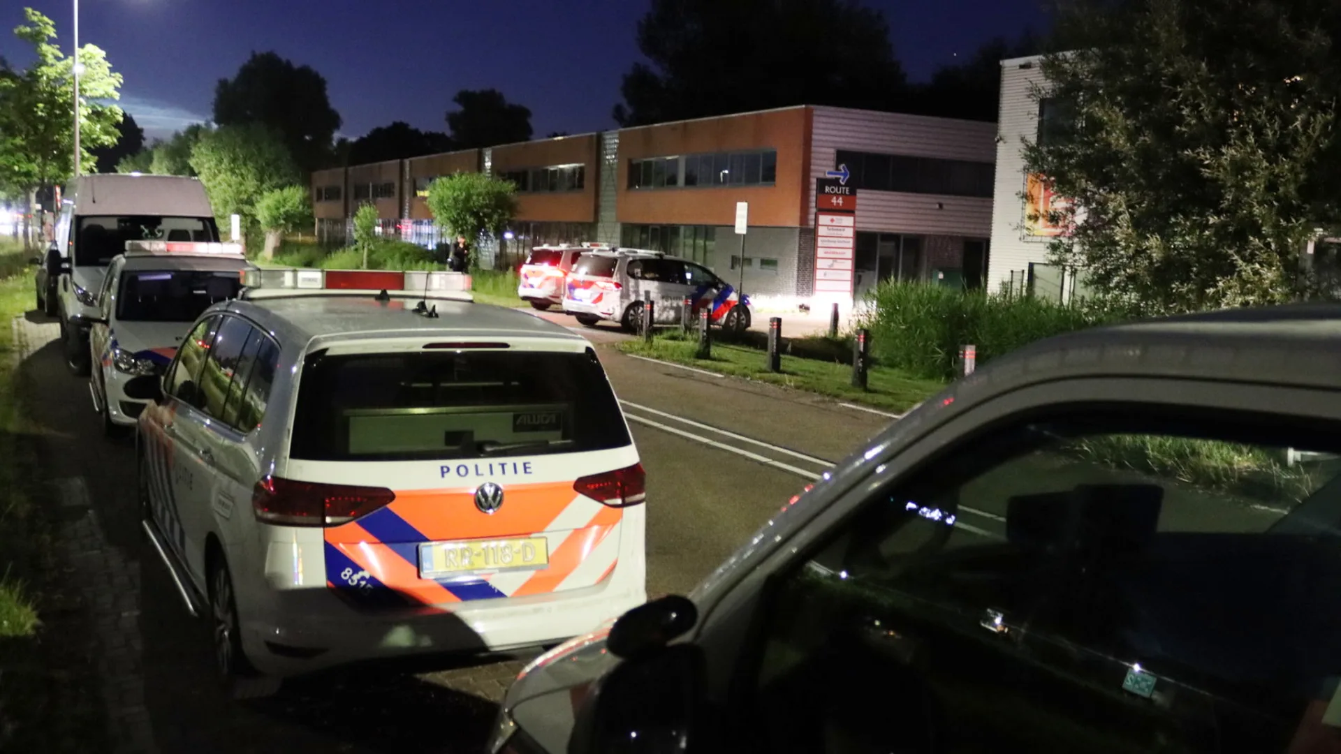 Overvallers sluiten man op in meterkast bedrijfspand Sassenheim