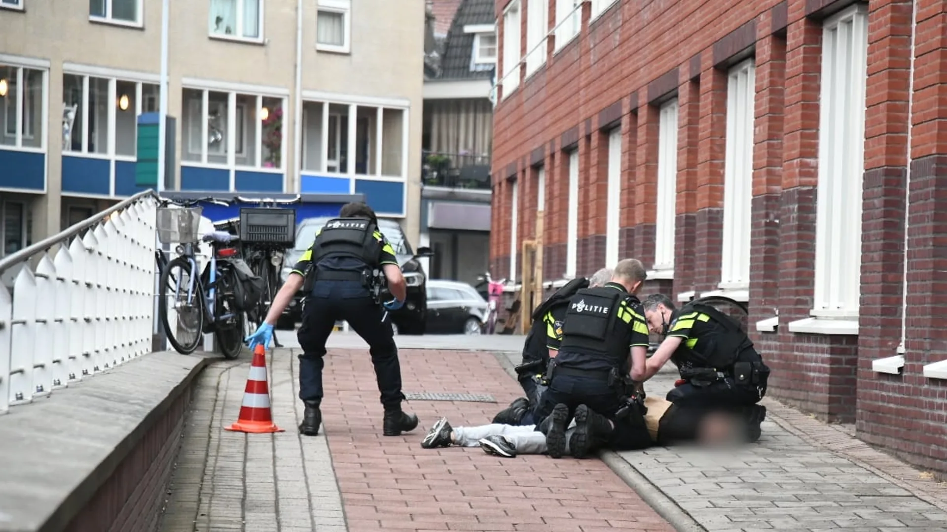 Meisje (17) neergestoken bij beroving in Hilversum, 'helden' overmeesteren dader