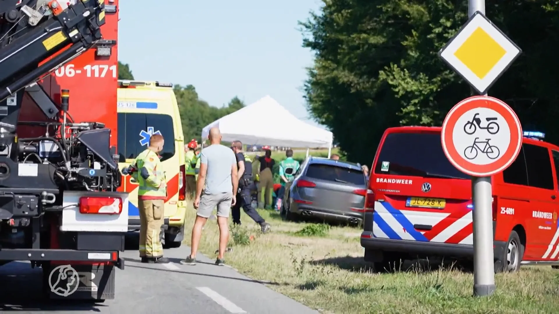 Jongen (12) overleden na aanrijding met vrachtwagen in Biddinghuizen
