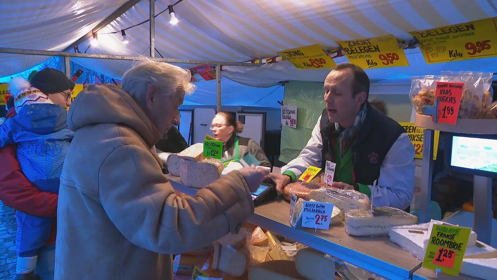 Kaasboer dreigt na 30 jaar standplaats kwijt te raken: 'Losgescheurd van mijn klanten'