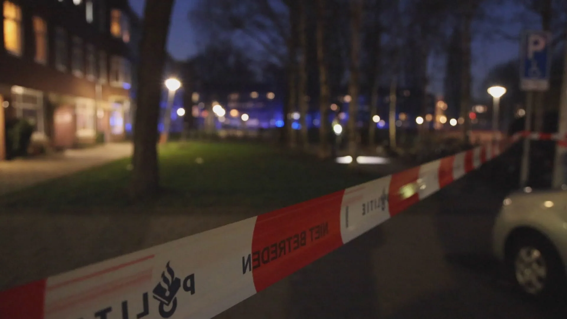 Slachtoffer (21) schietpartij Amsterdam overleden, dader nog spoorloos