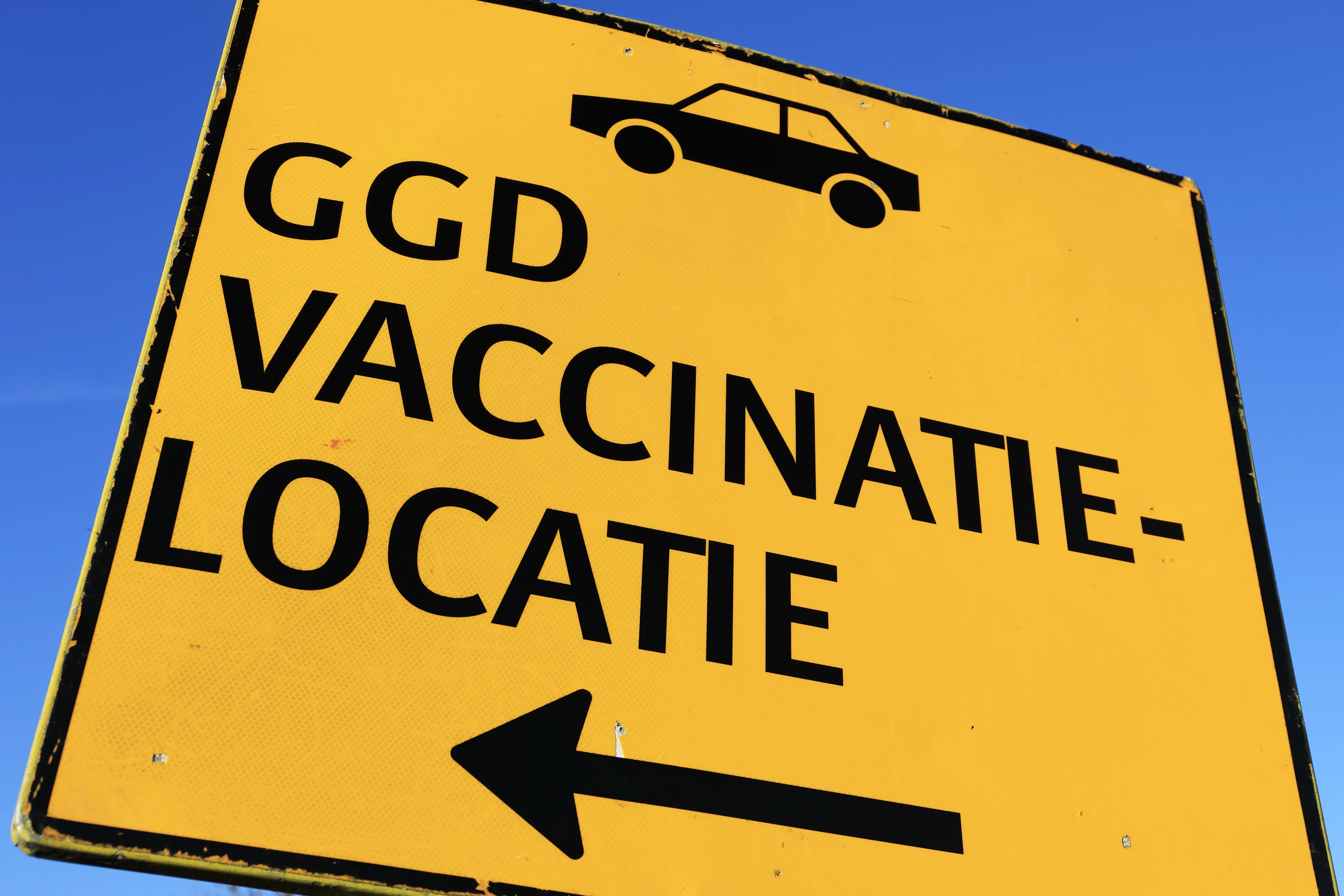 Vaccinatiemedewerker GGD Doesburg geslagen door voorbijganger