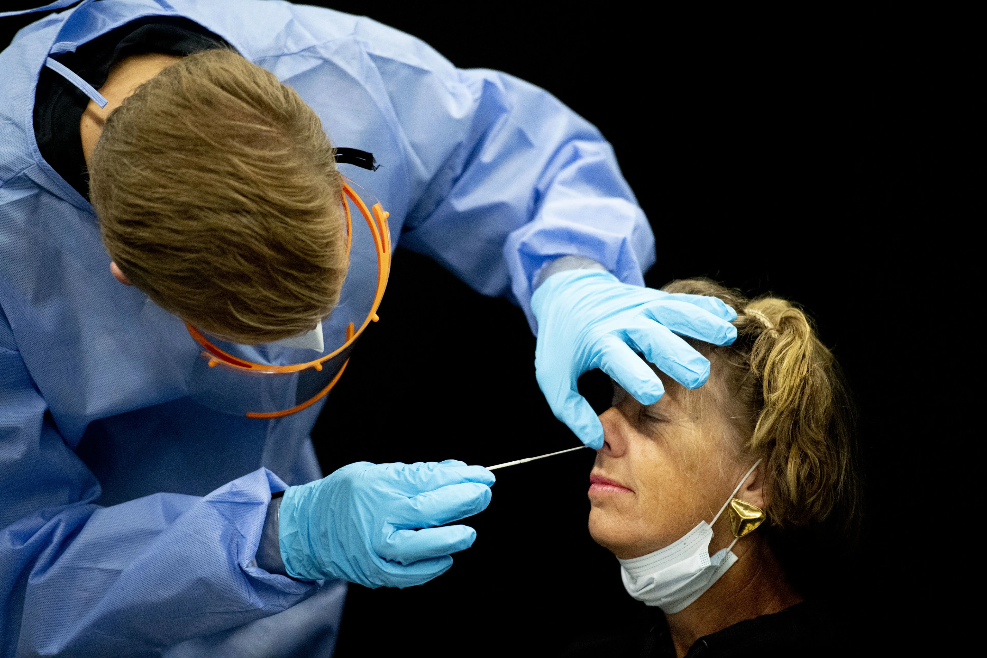 Aantal coronabesmettingen stijgt met 1140 in 24 uur: 'Hoogste sinds maanden'