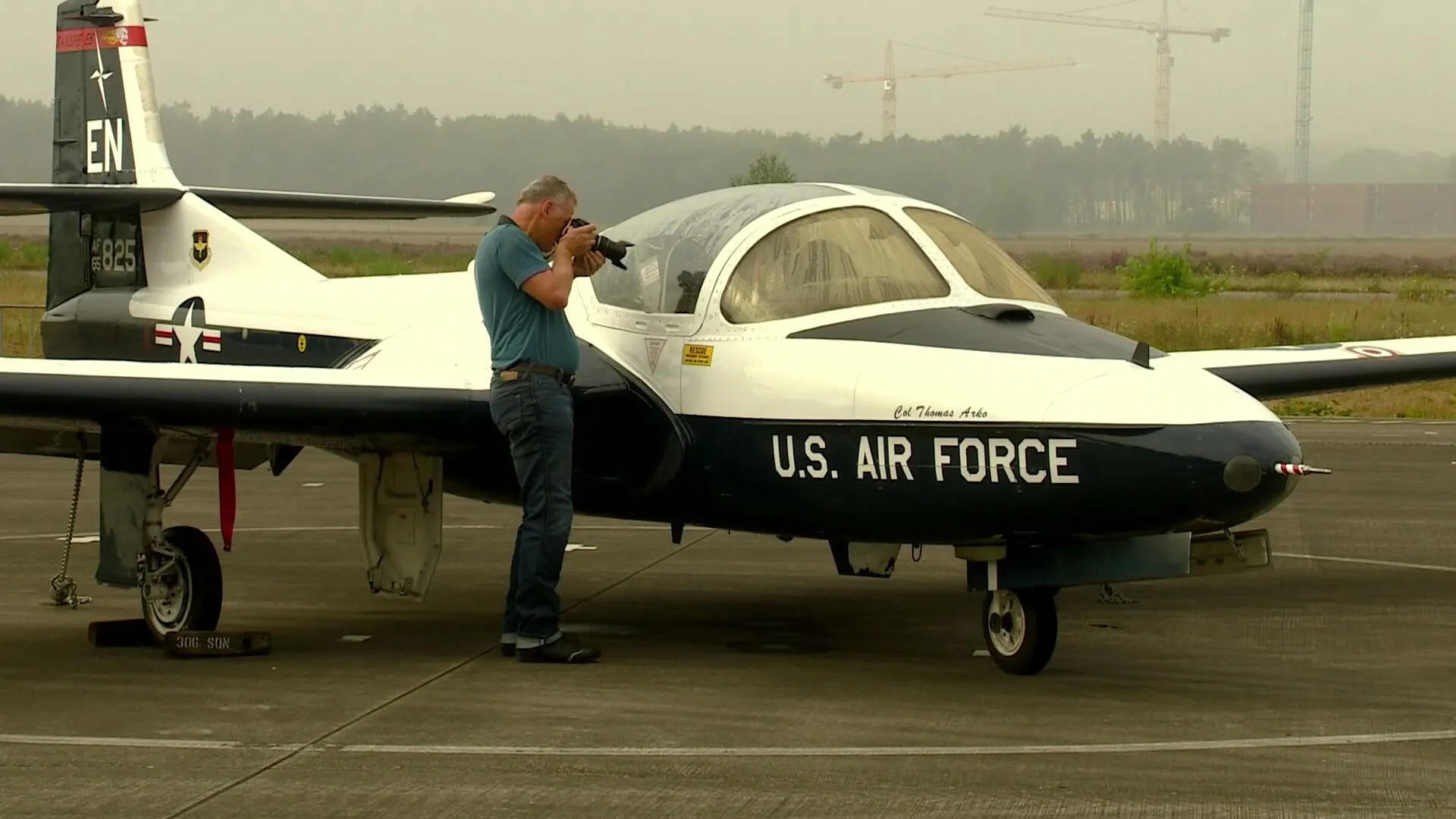 Genieten voor vliegtuigspotters: zeldzame toestellen staan nu voor het Nationaal Militair Museum