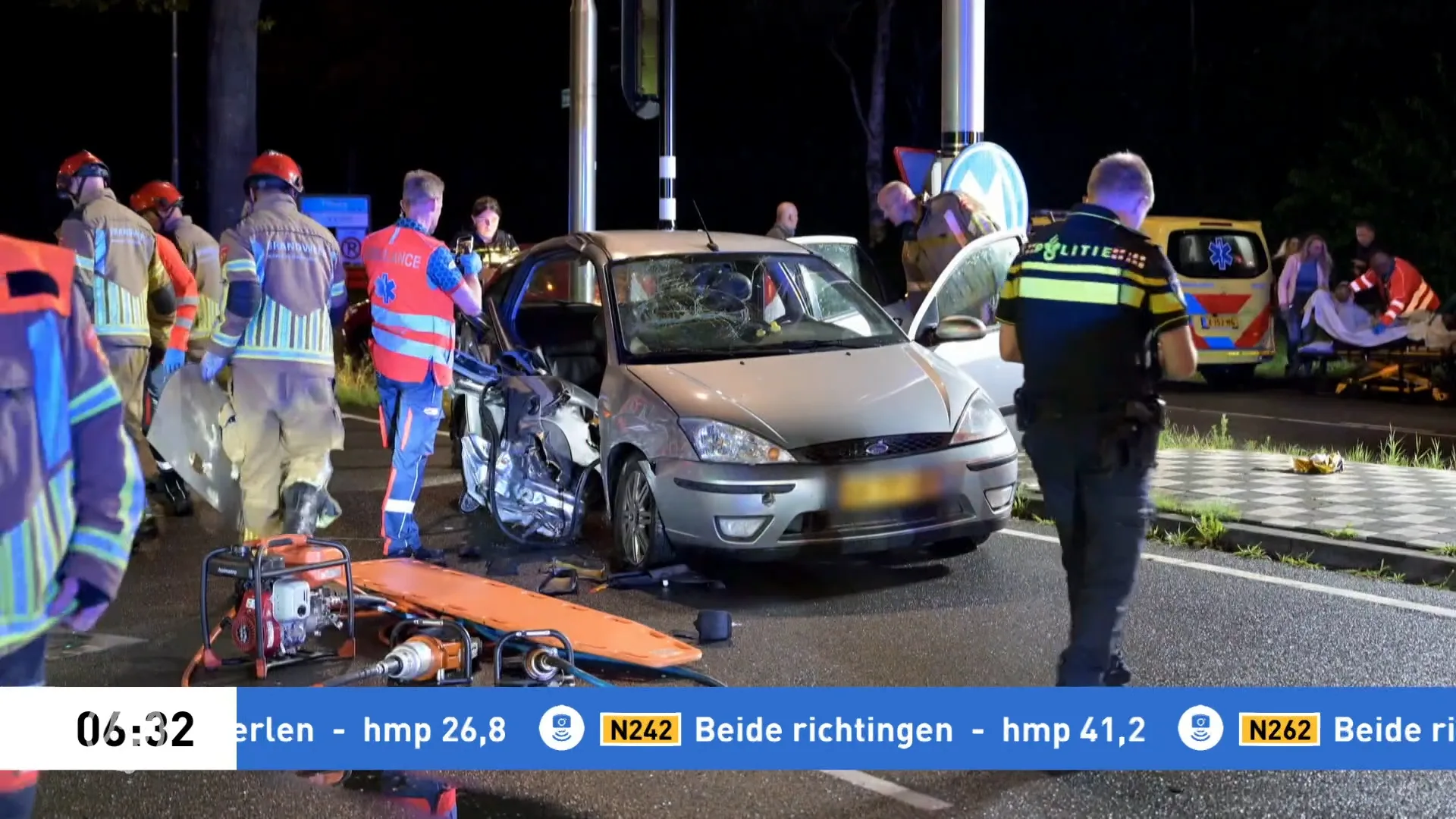 Ernstig ongeluk op kruising in Tilburg, vijf inzittenden gewond