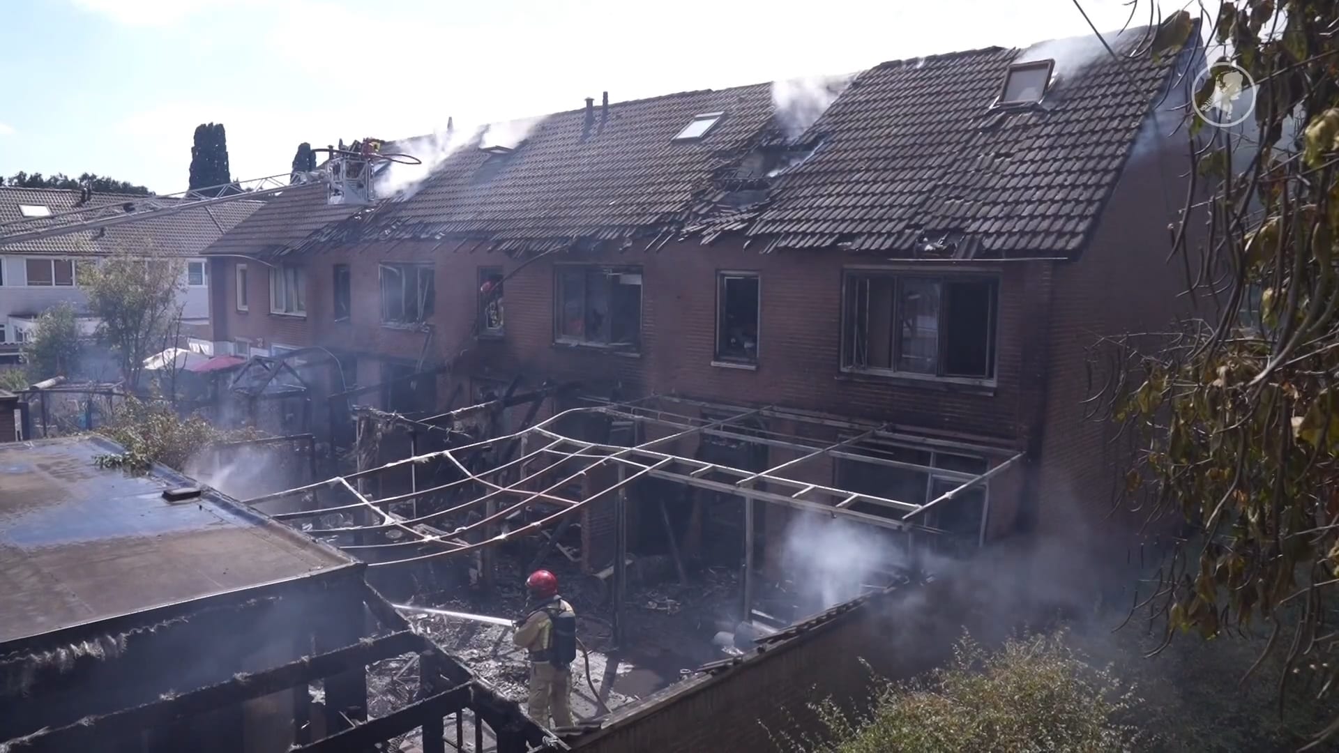 Meerdere woningen in brand in Deurne