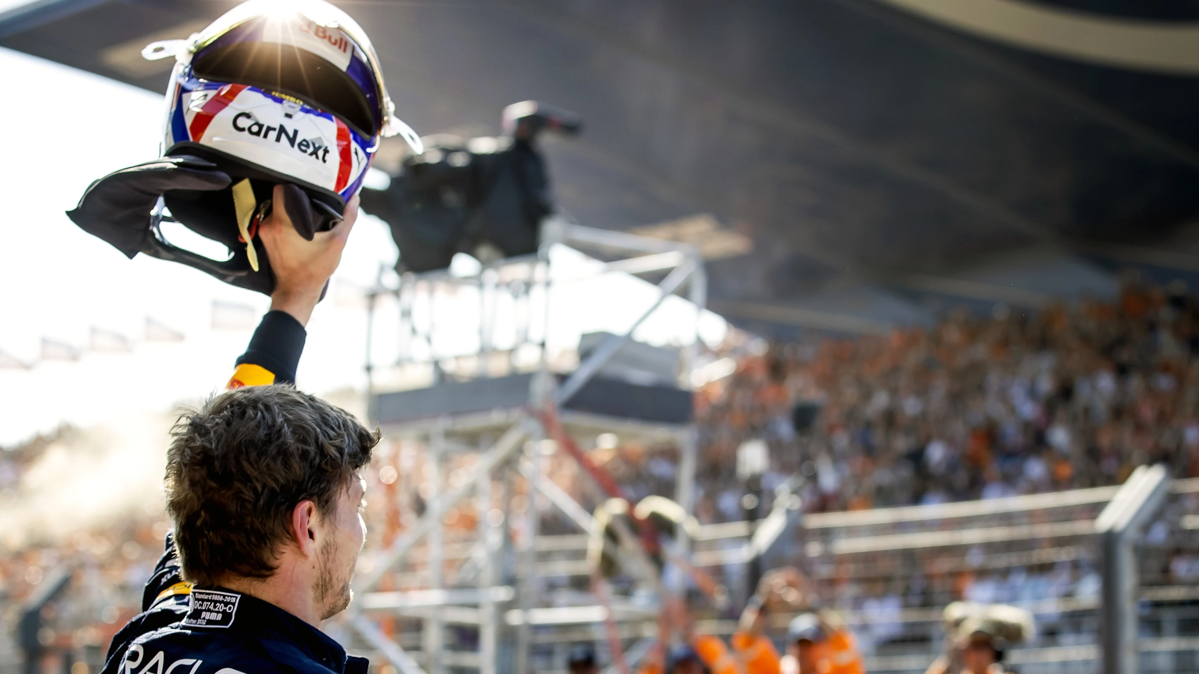 Verstappen geniet van pole én publiek: 'Onbeschrijfelijk mooi'