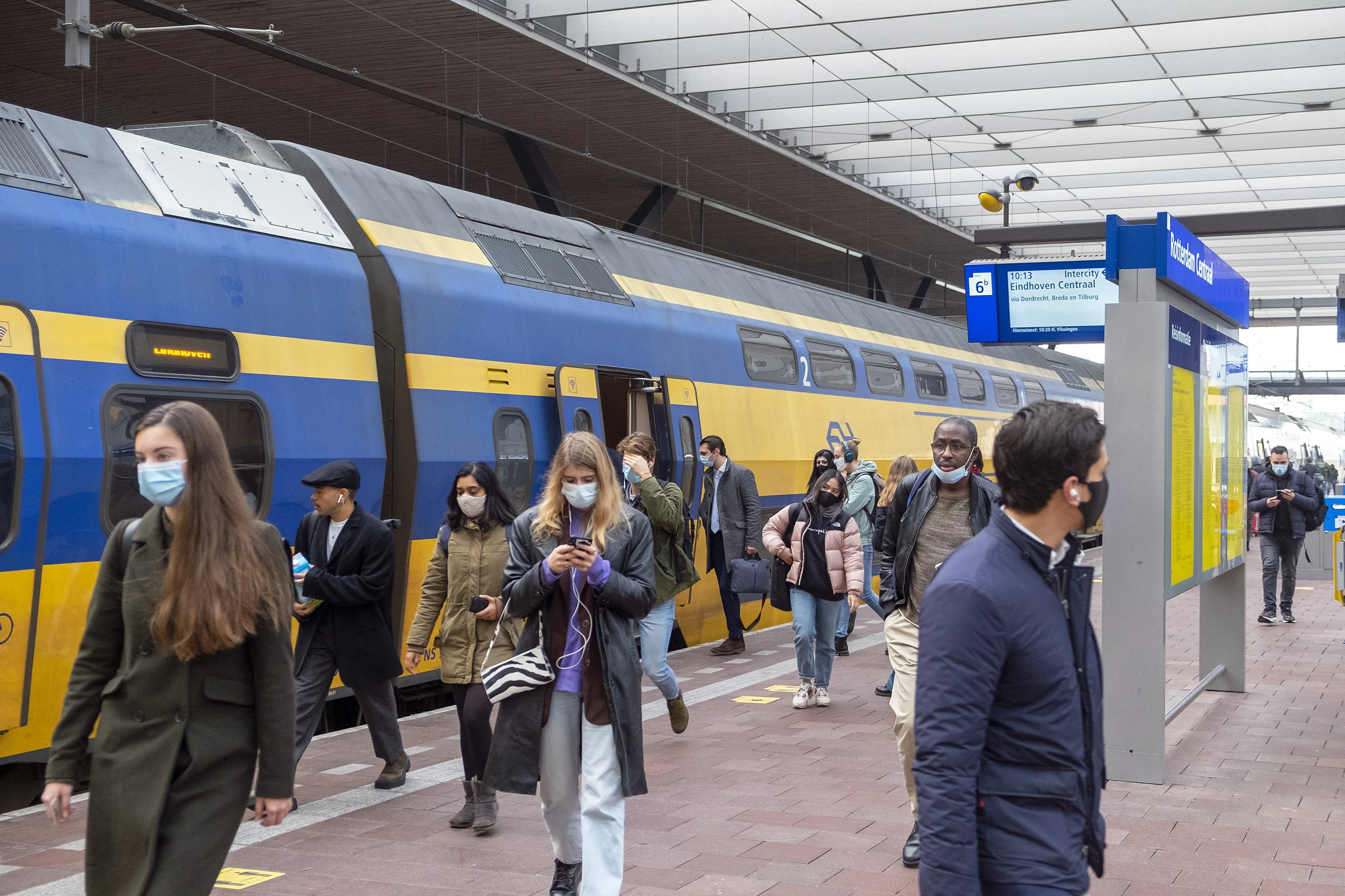NS vraagt reizigers vanaf vandaag zich te registreren voor treinrit
