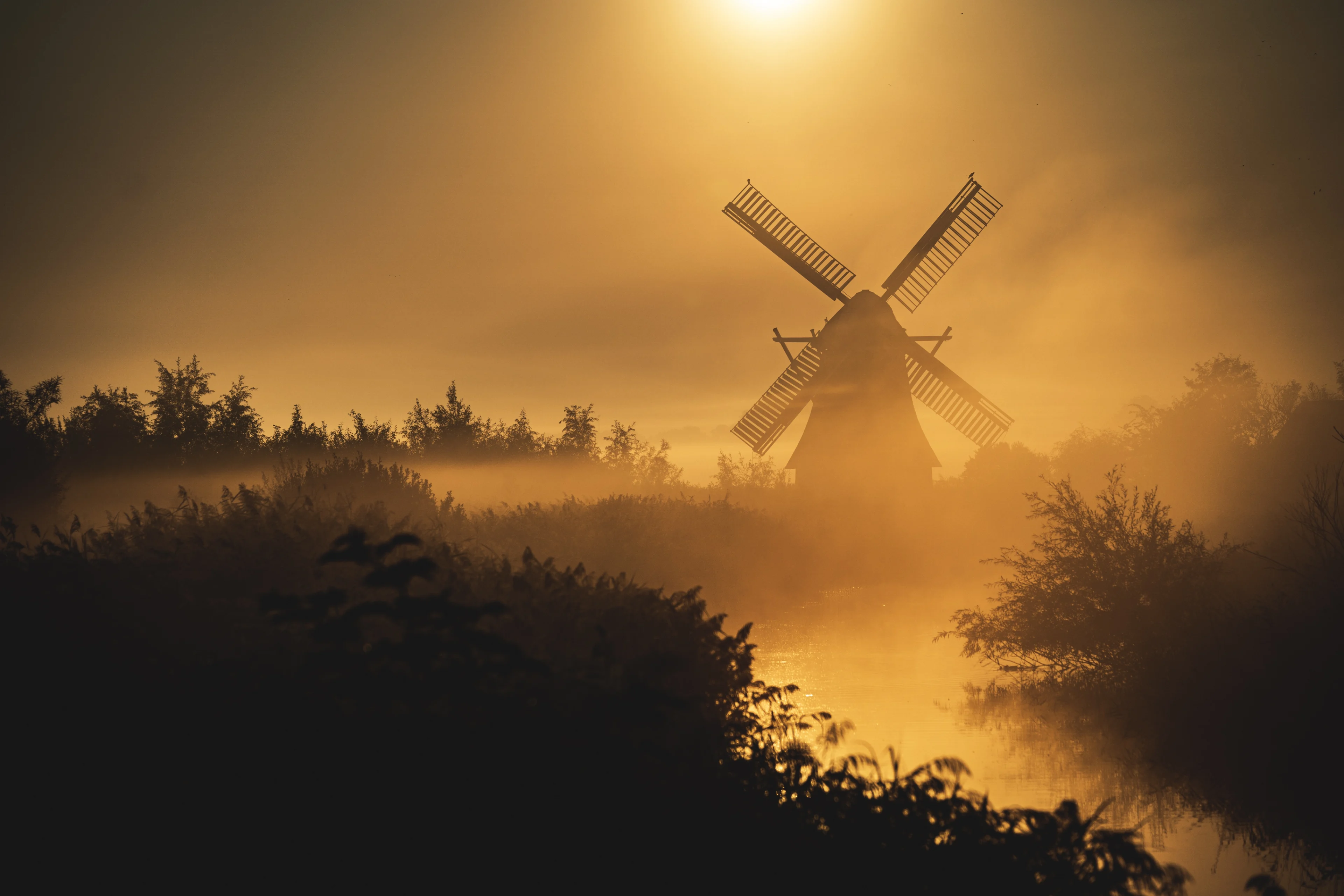 Zonovergoten dag in het noorden, grijs en grauw in Limburg 