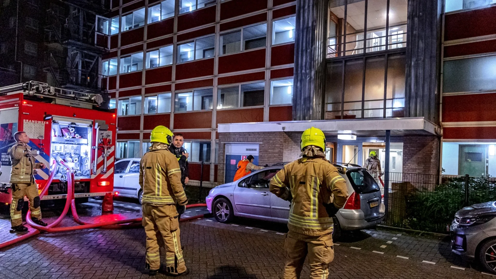 Schiedamse flat ontruimd na brand, kind gewond naar ziekenhuis