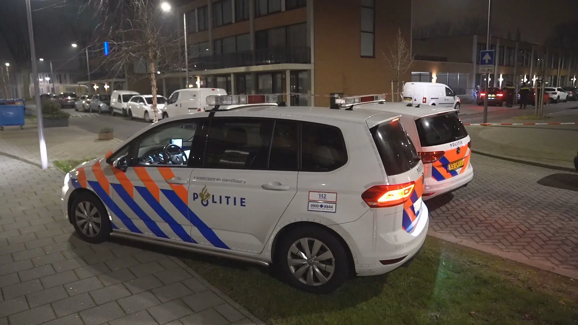 Explosie in Rotterdam: woningen en auto's beschadigd