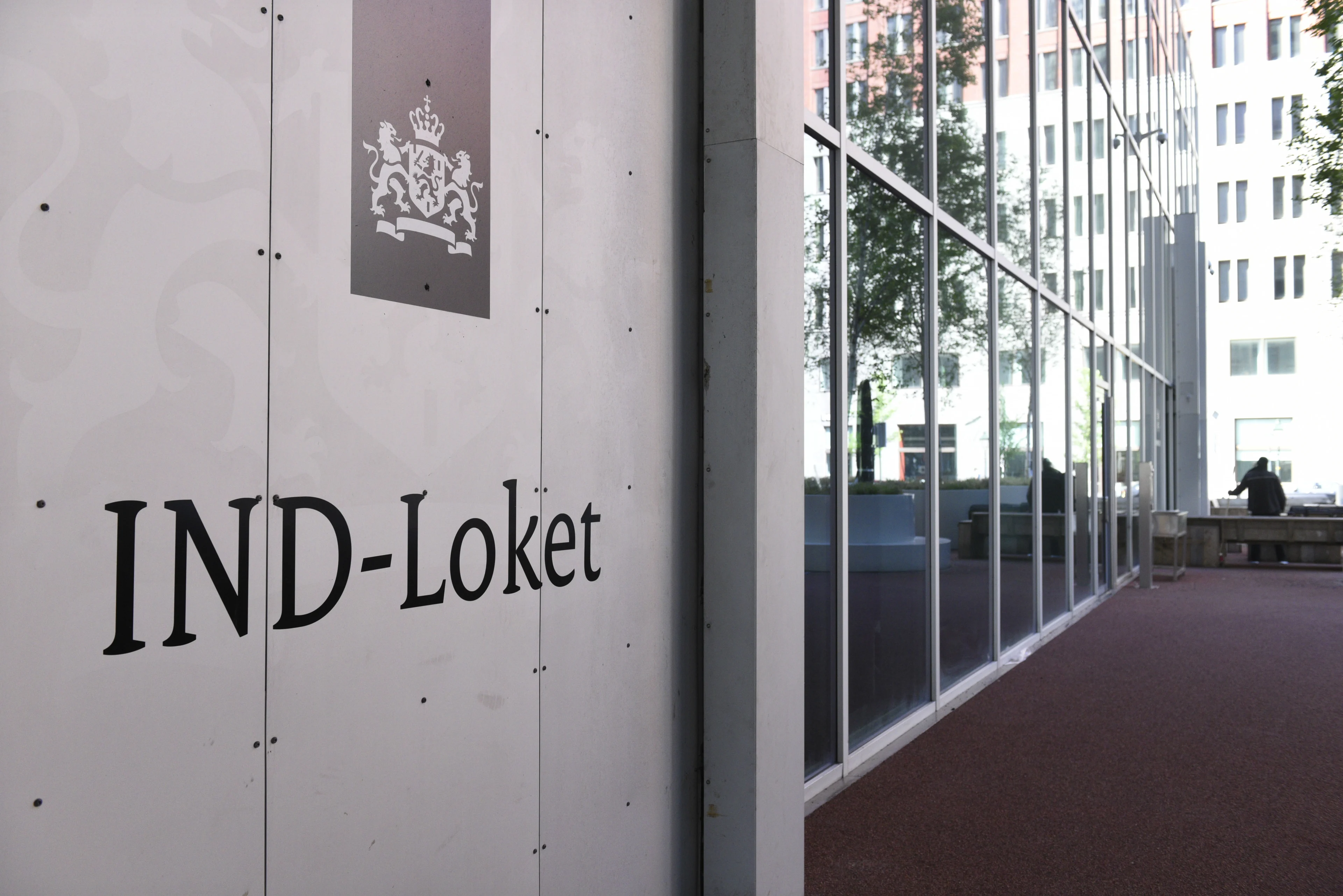 'Aantal verblijfsvergunningen voor schrijnende gevallen sterk afgenomen'