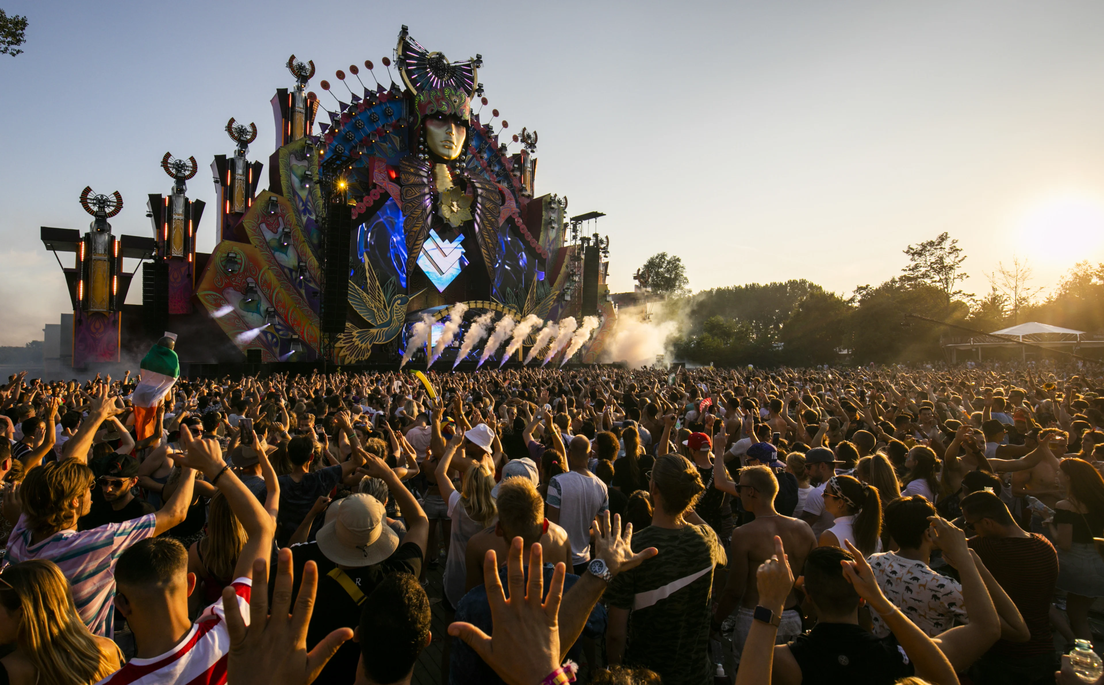 Evenementenbranche helemaal niet blij met aanstaande versoepelingen: 'Het is een farce'