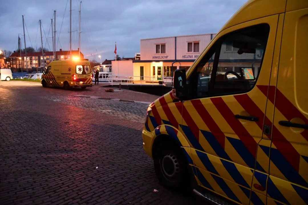 Bejaarde vrouw (80) waait Middelburgs kanaal in en verdrinkt