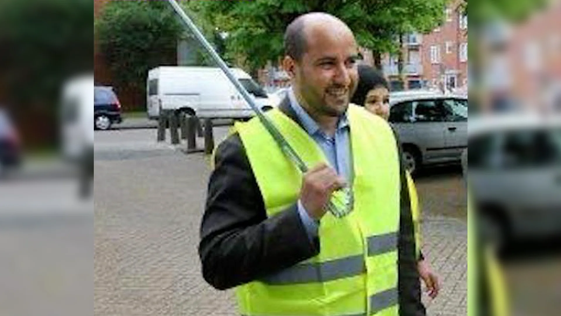 Groene bomen in januari? Ophef over foto van 'opruimende' burgemeester Arnhem