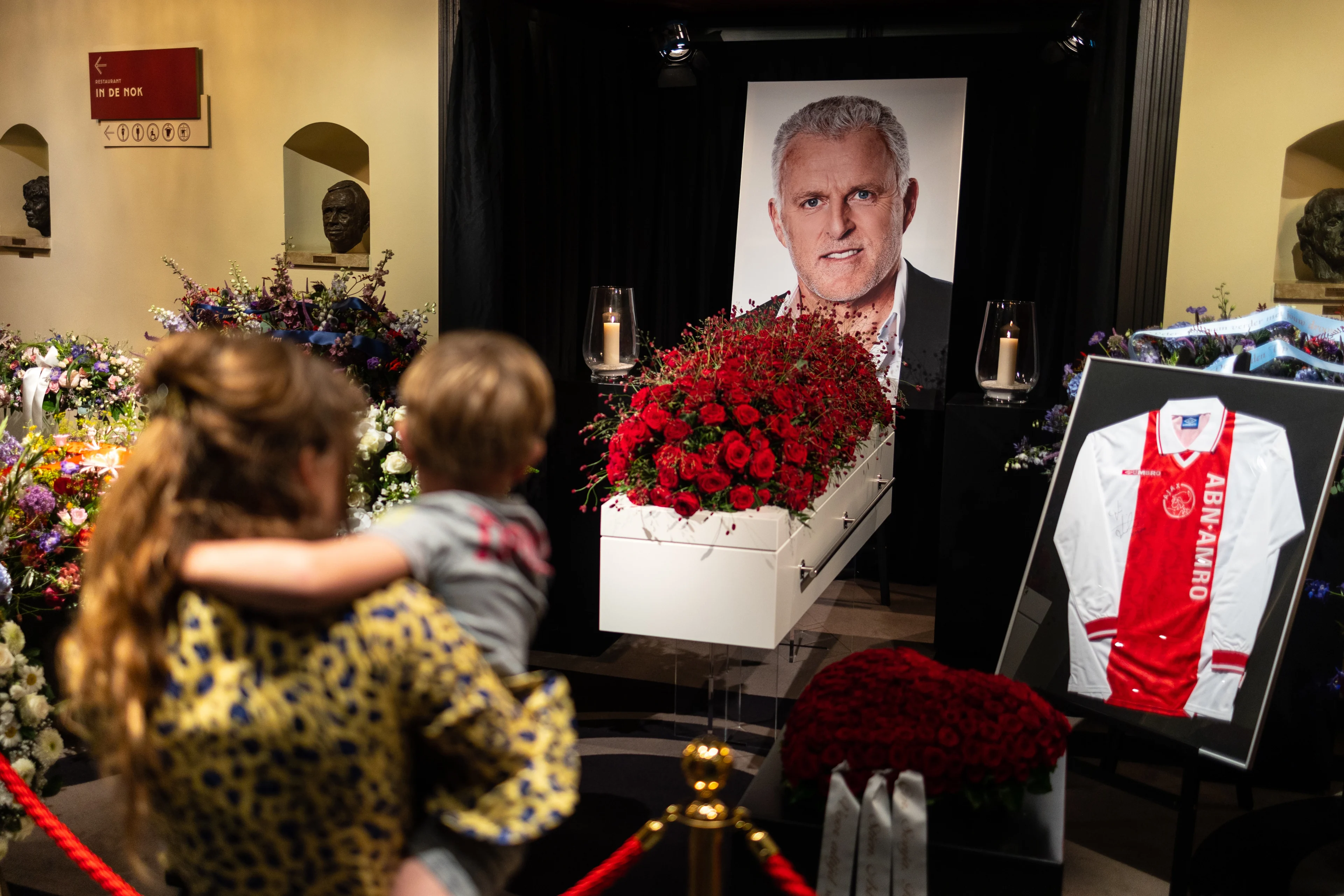 Politie en OM verwachten meer aanslagen na moord op Peter R. de Vries