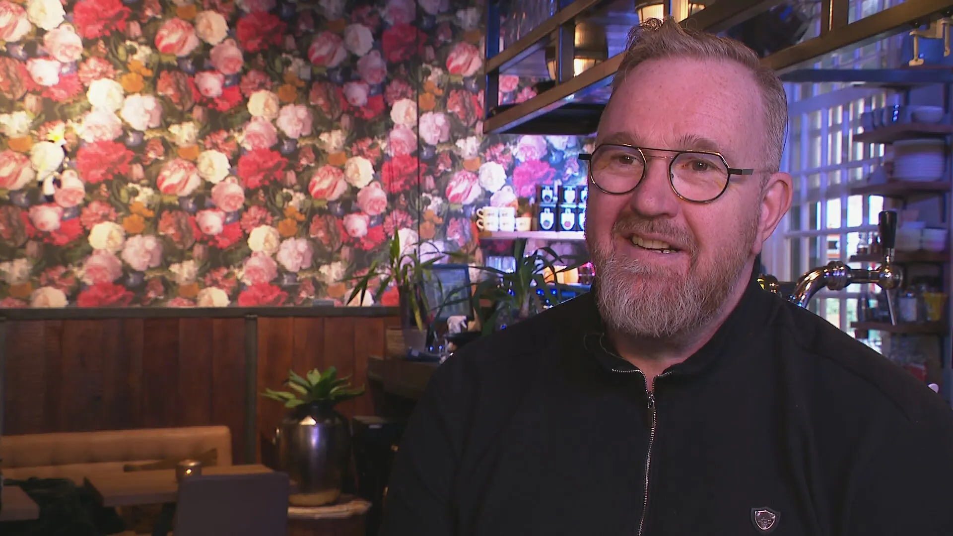 Twee jaar na abrupte horecasluiting blikt cafébaas Felix terug: 'Heel onrealistisch'